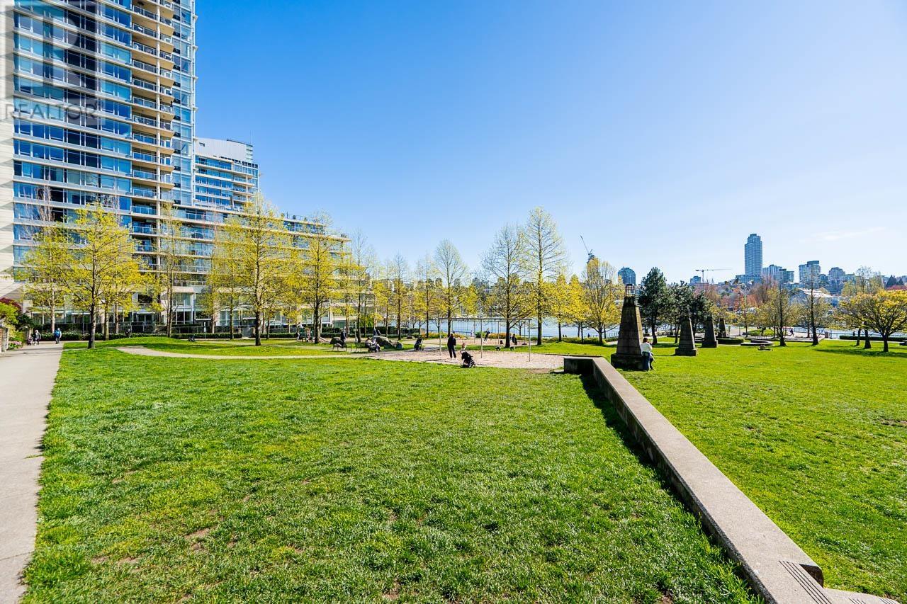 Photo 32 of 601 455 Beach Crescent, Vancouver BC