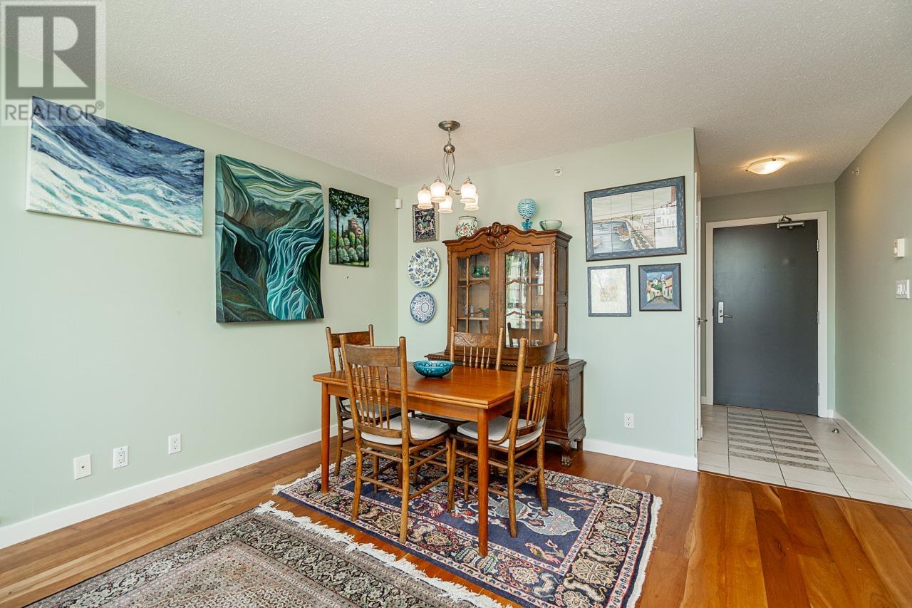 Photo 4 of 601 455 Beach Crescent, Vancouver BC