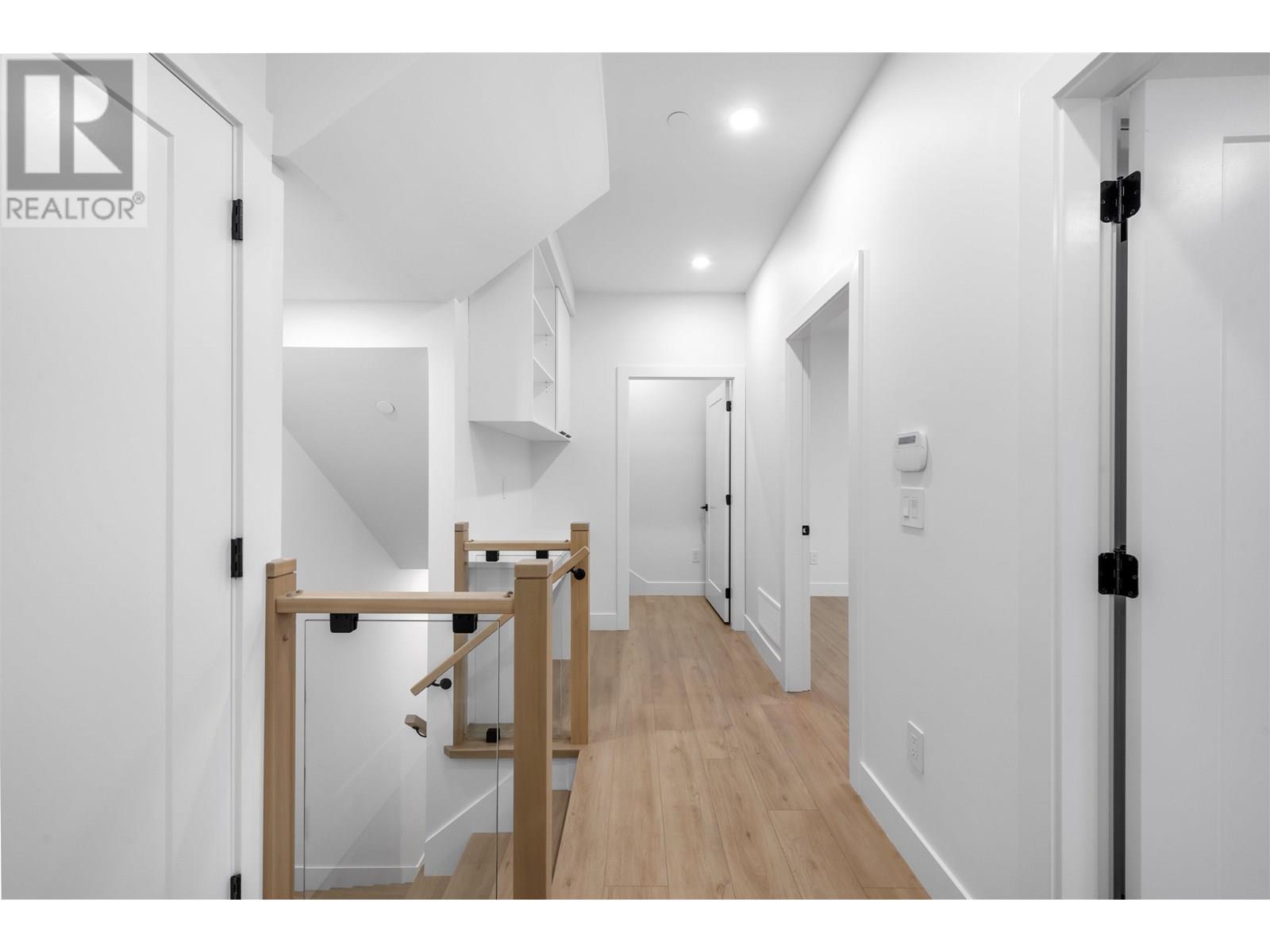 Photo 22 of 2 1160 Rossland Street, Vancouver BC