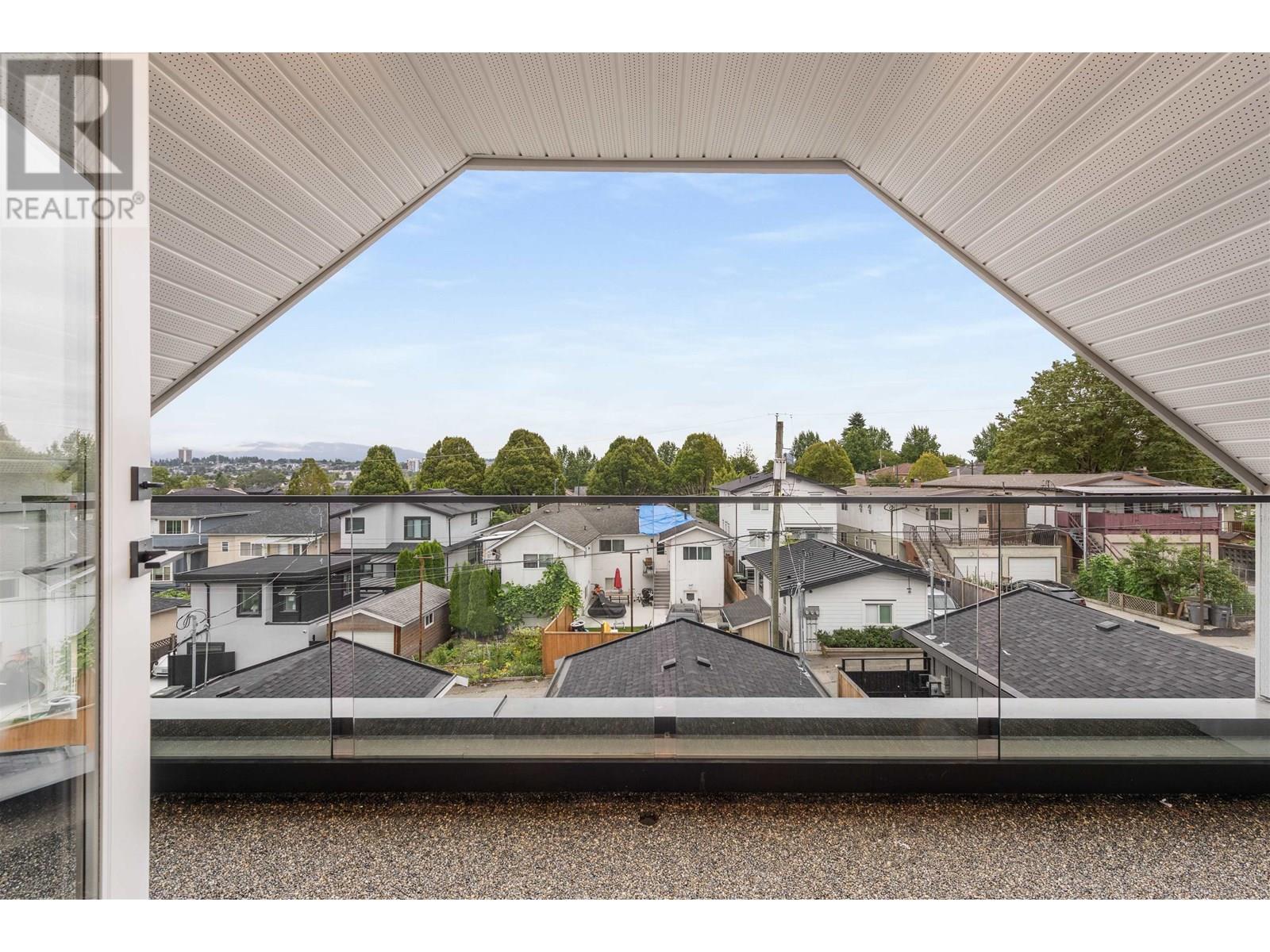 Photo 26 of 2 1160 Rossland Street, Vancouver BC