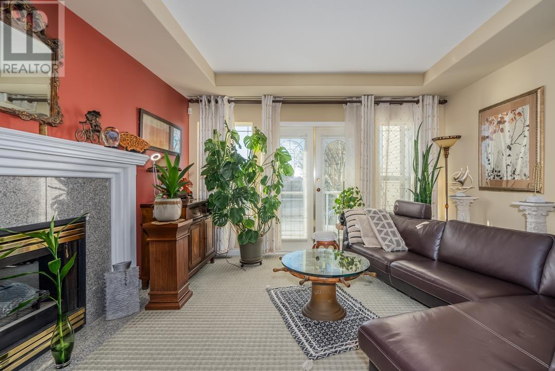 Photo 18 of 2583 Diamond Crescent, Coquitlam BC