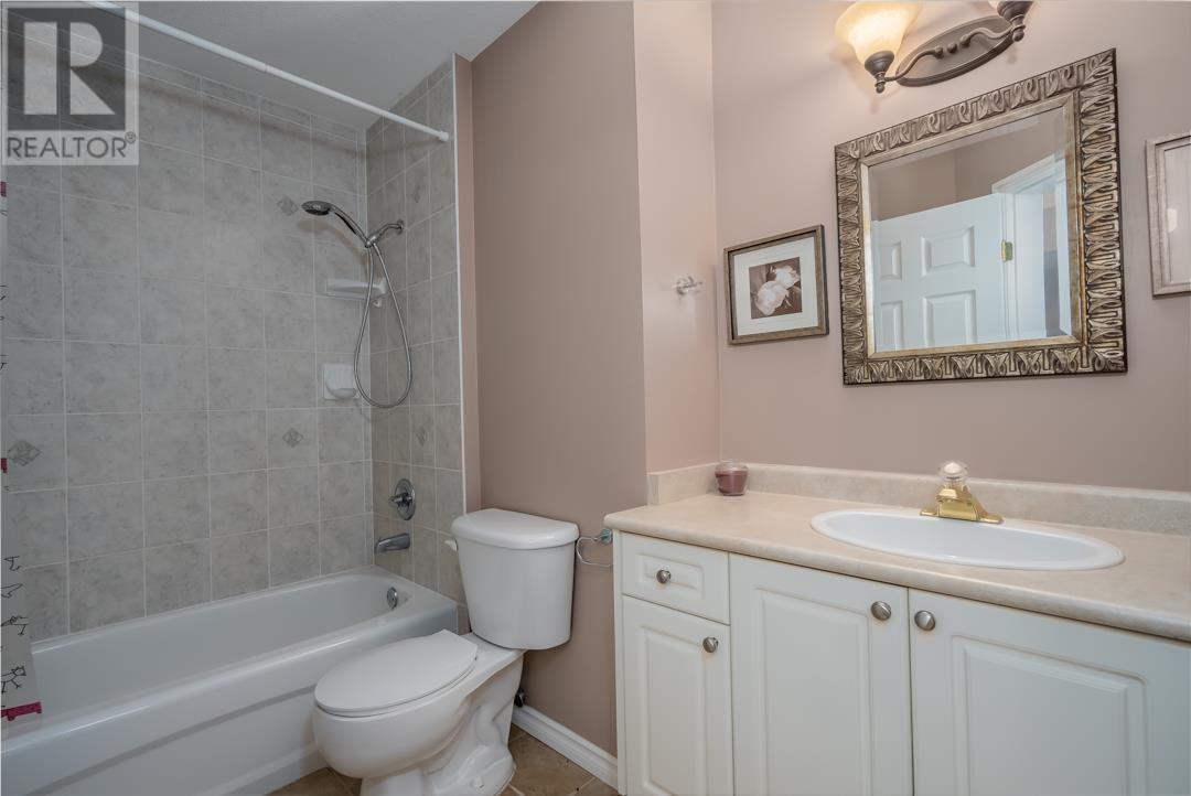 Photo 16 of 2583 Diamond Crescent, Coquitlam BC
