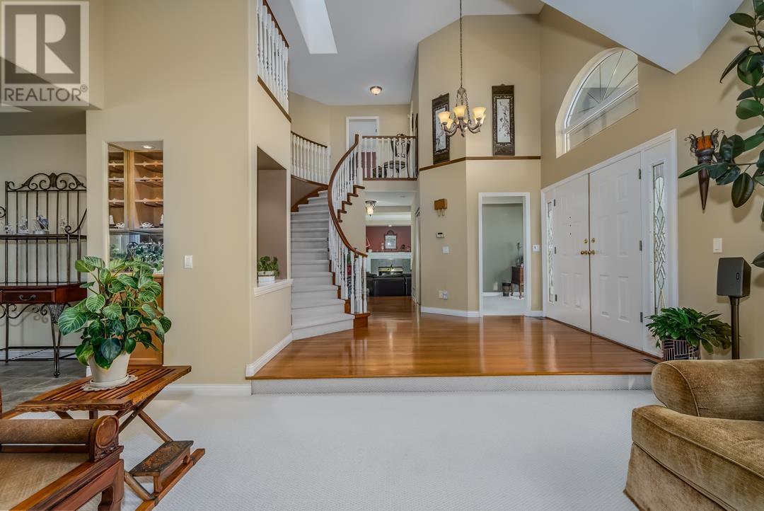 Photo 32 of 2583 Diamond Crescent, Coquitlam BC