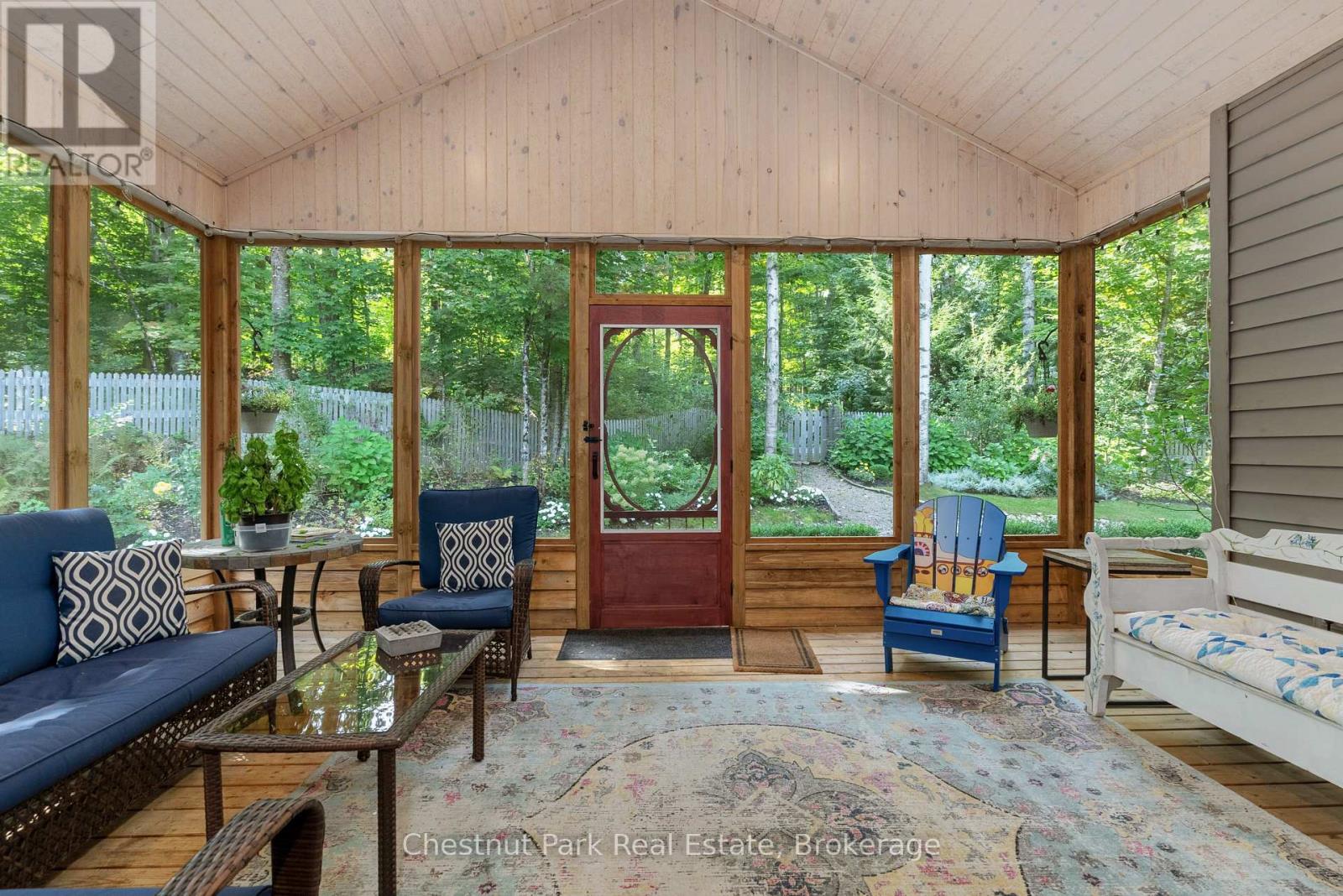 Photo 8 of 170 Springfield Road, Huntsville ON