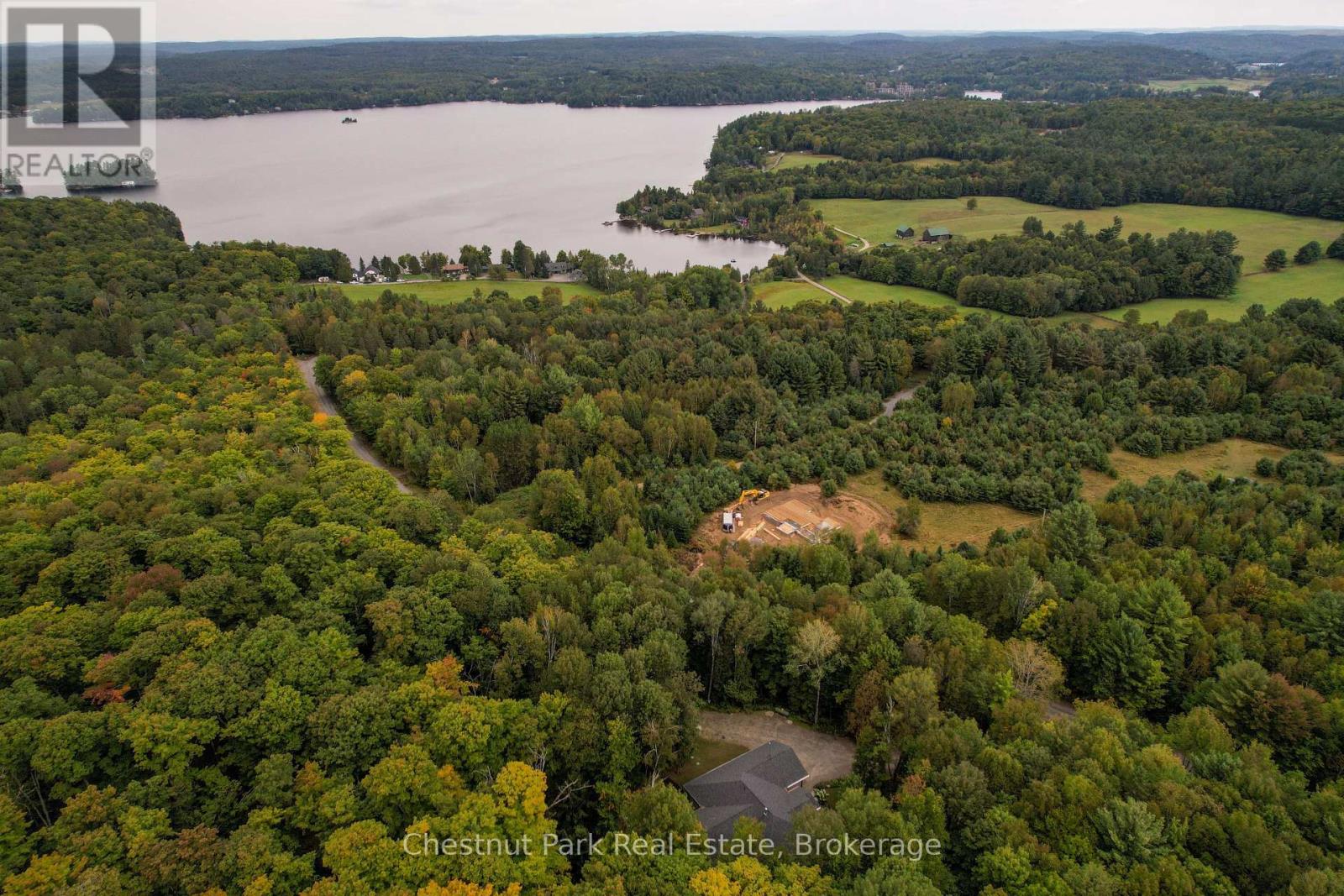 Photo 23 of 170 Springfield Road, Huntsville ON