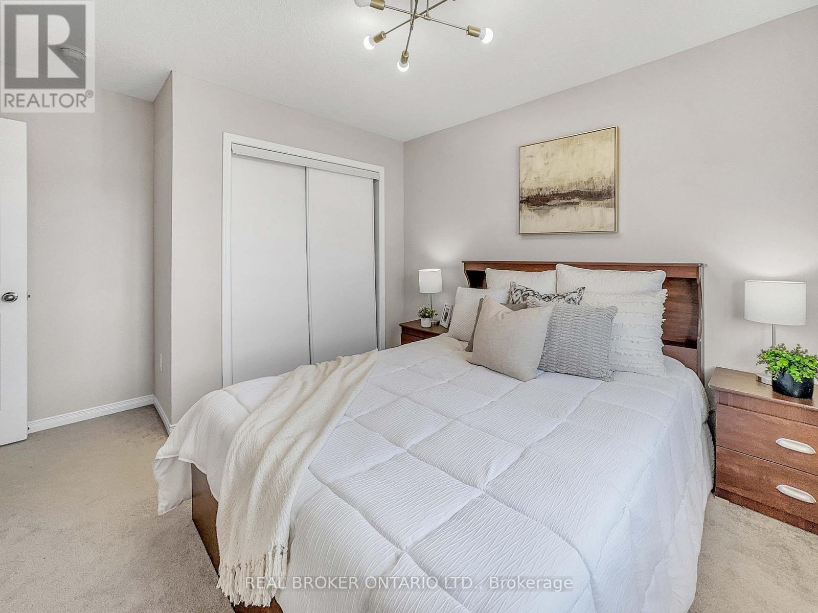 Photo 30 of 36 Cheevers Road, Brantford ON