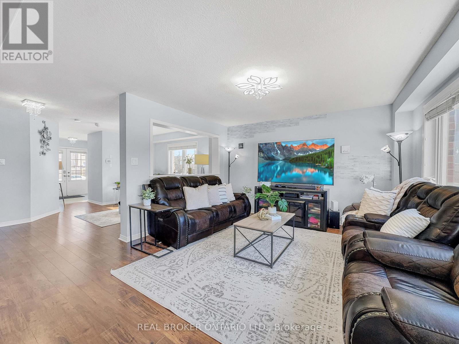 Photo 25 of 36 Cheevers Road, Brantford ON