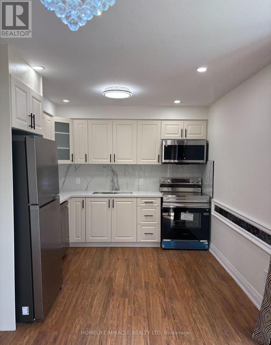Photo 3 of 14 1255 Upper Gage Avenue, Hamilton ON