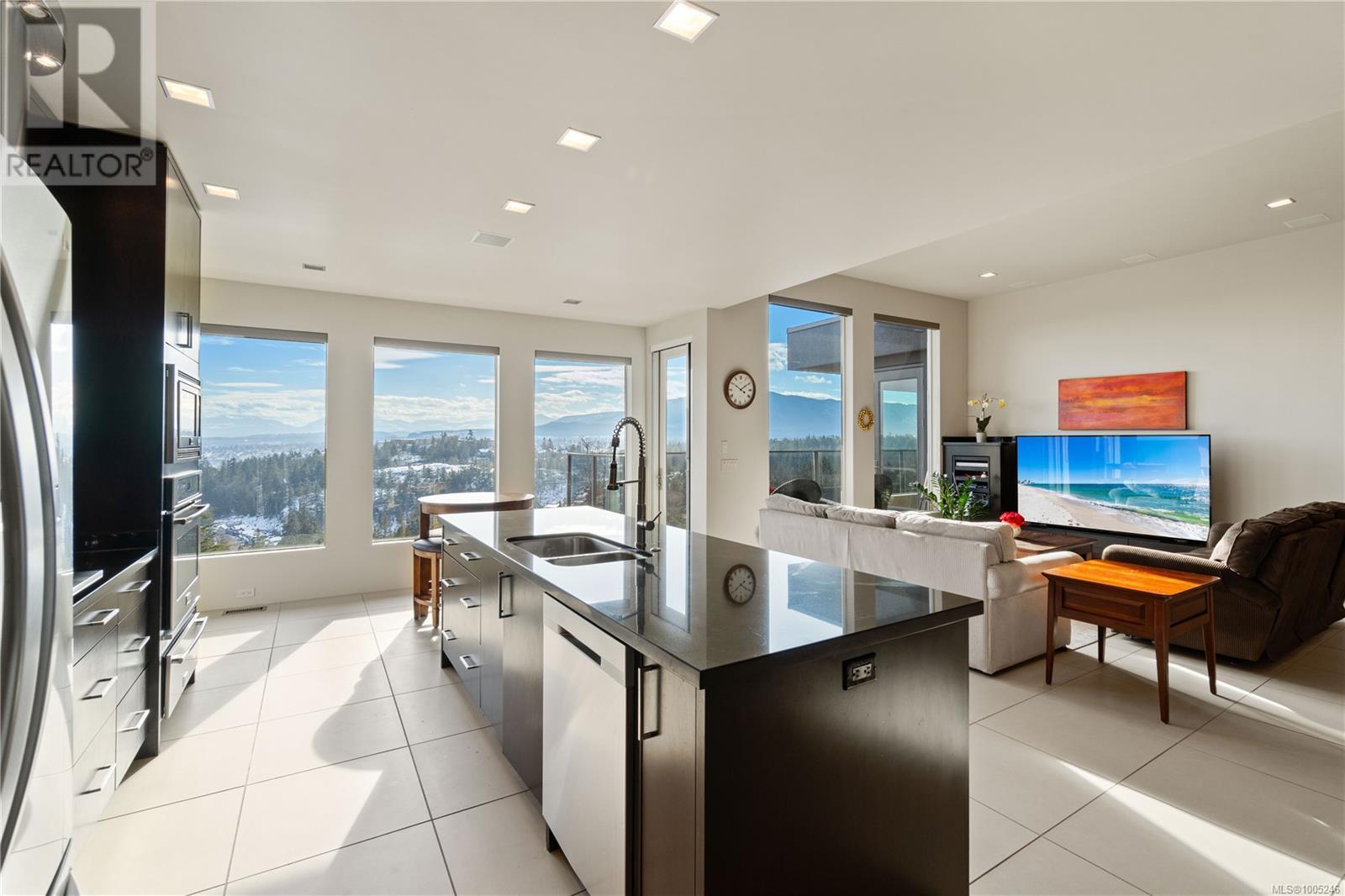 3716 Belaire Dr, Nanaimo