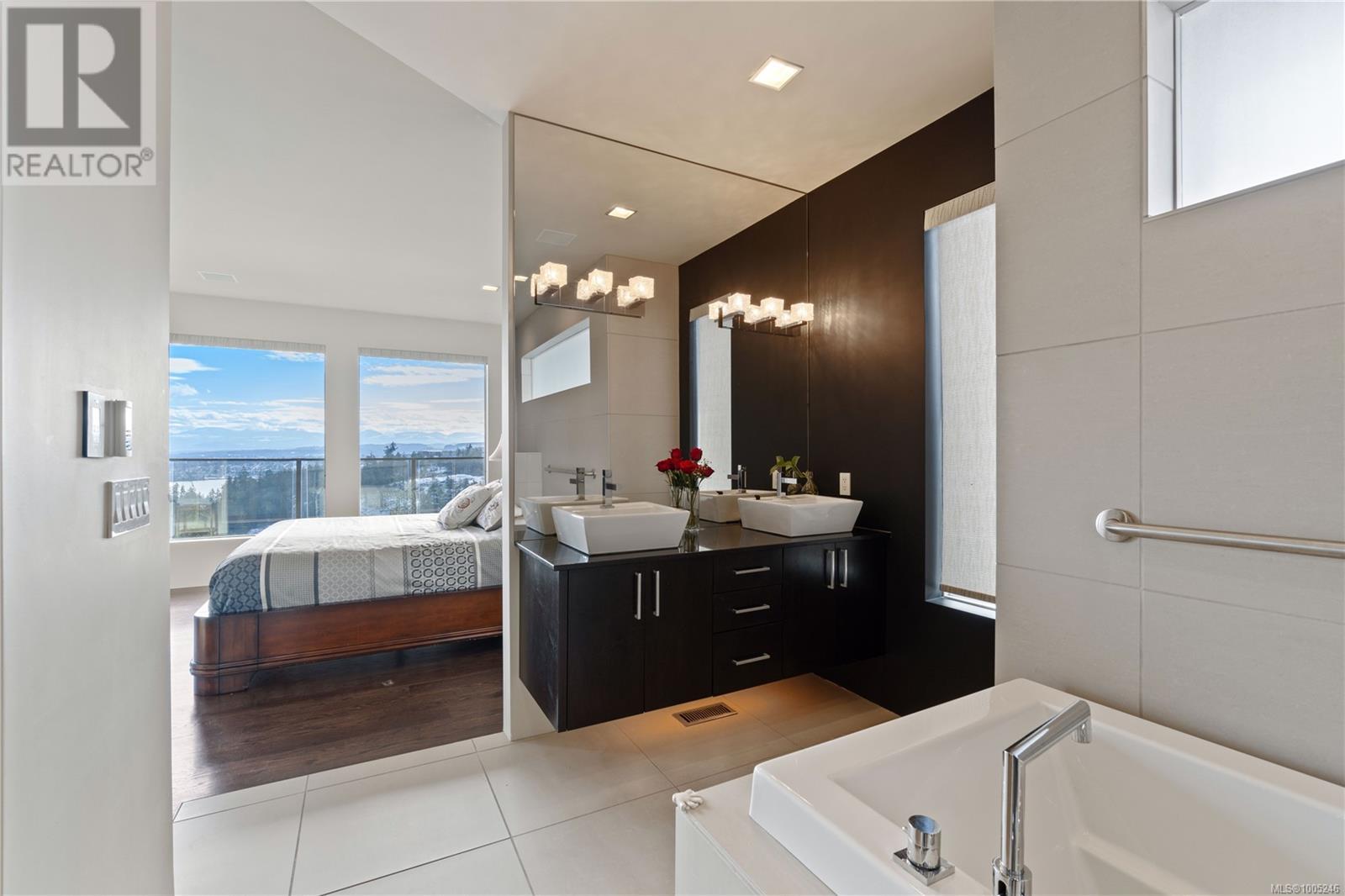 3716 Belaire Dr, Nanaimo