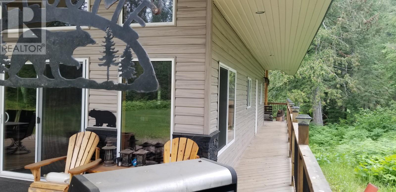 1625 Acorn Road, Seymour Arm