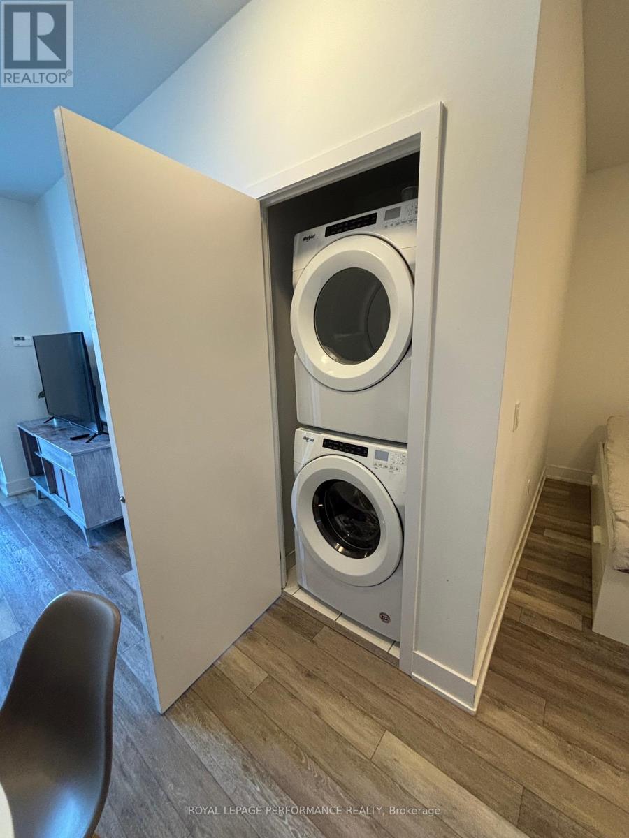 Photo 14 of 710 30 Shore Breeze Drive, Toronto ON
