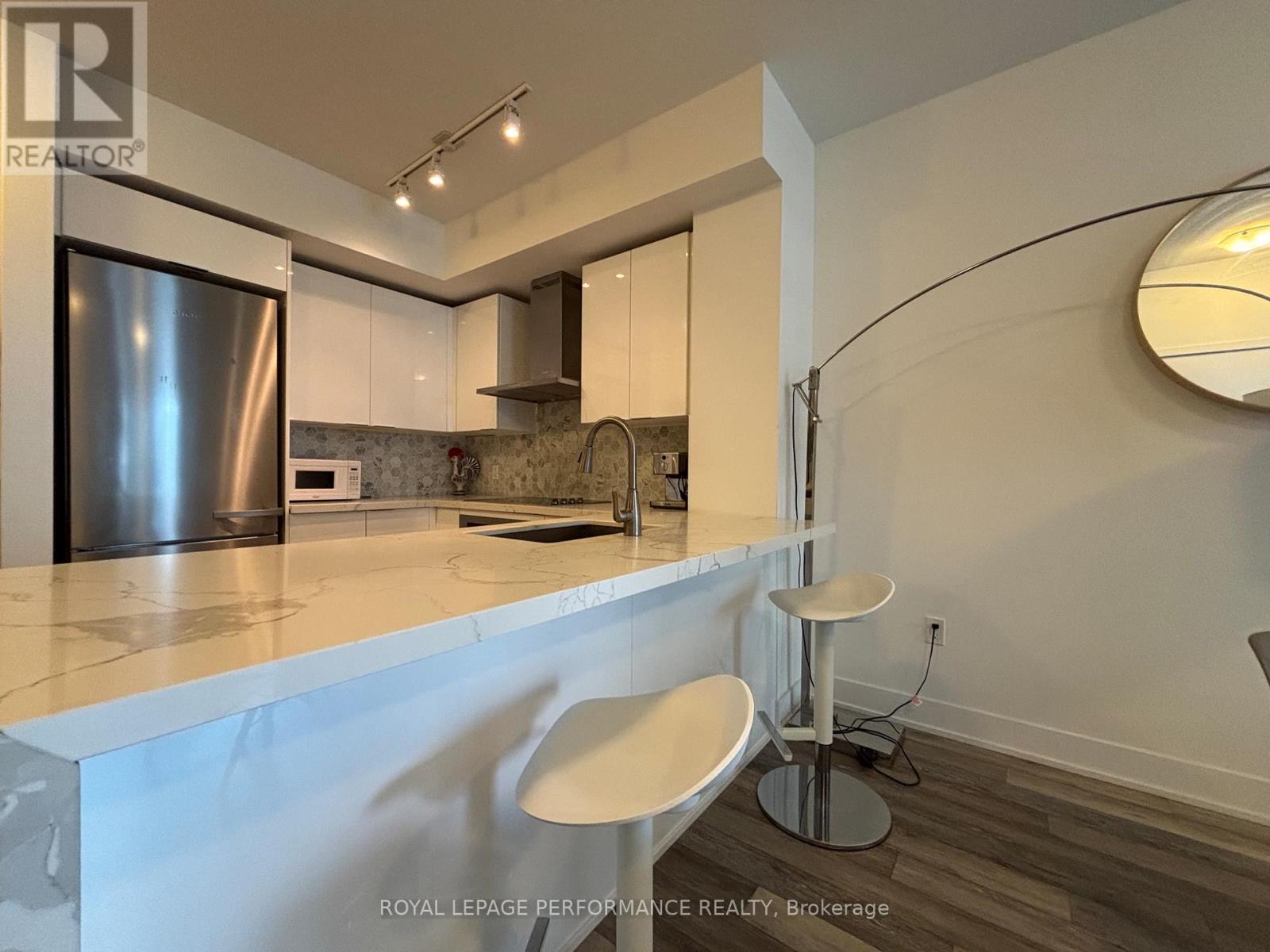 Photo 9 of 710 30 Shore Breeze Drive, Toronto ON