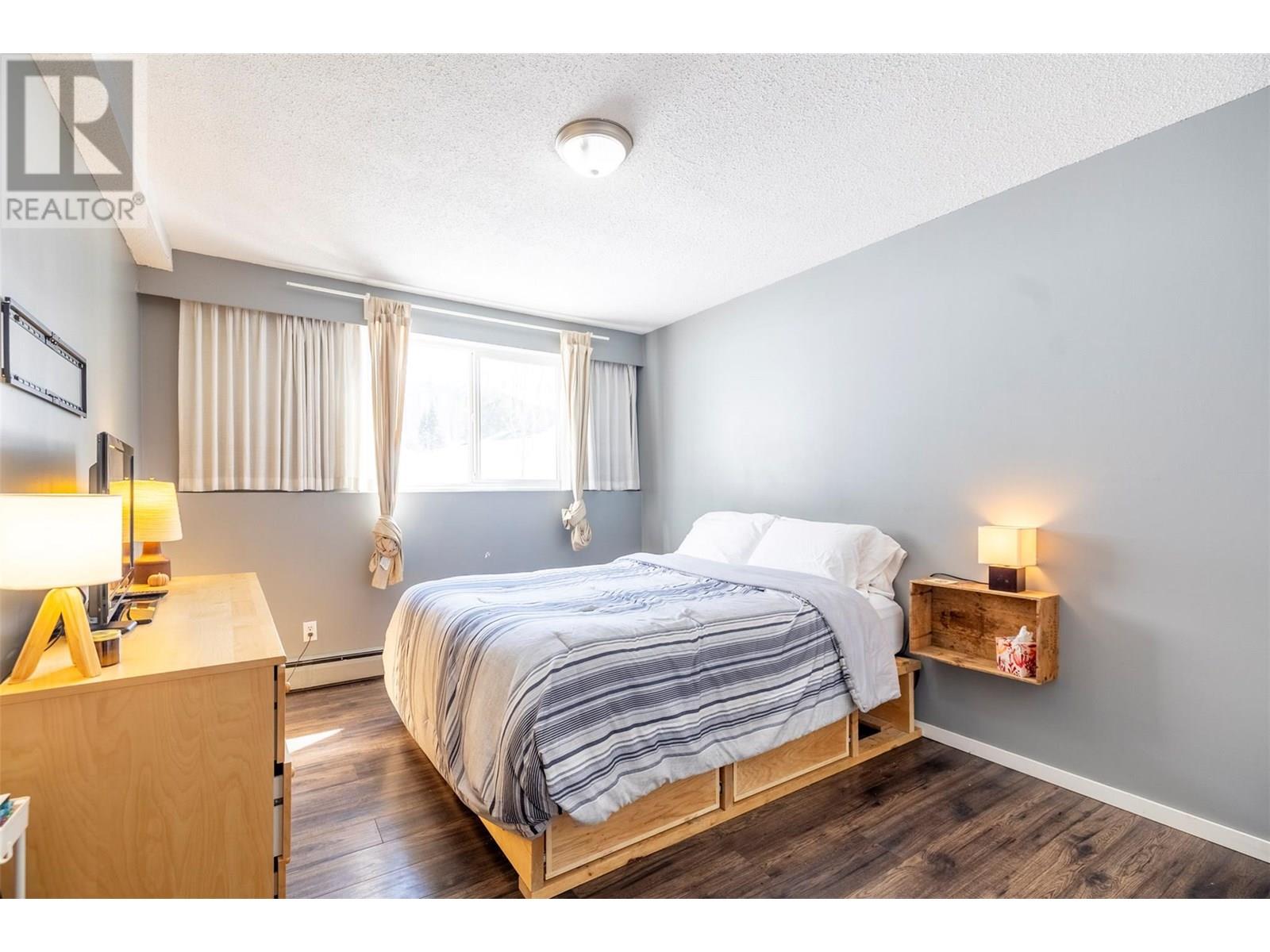 Photo 10 of 30 Ridgemont Avenue Unit 103, Fernie BC
