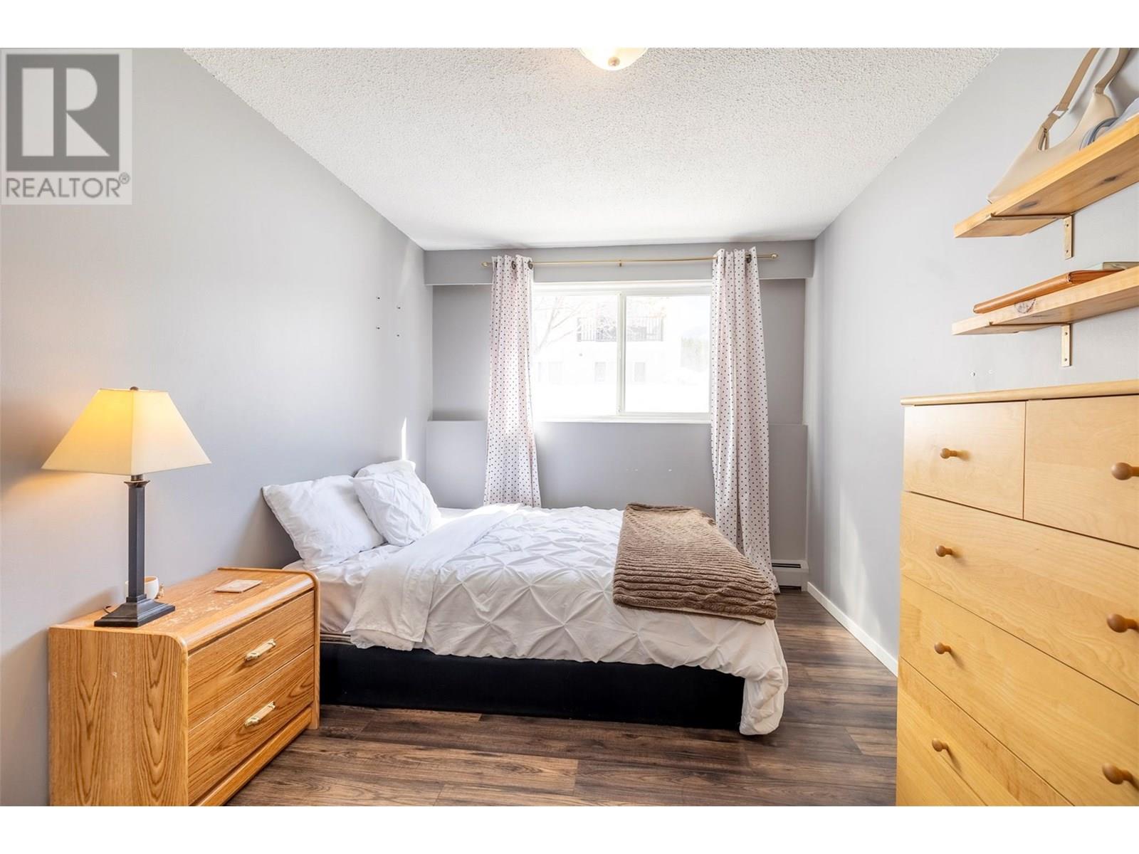 Photo 5 of 30 Ridgemont Avenue Unit 103, Fernie BC