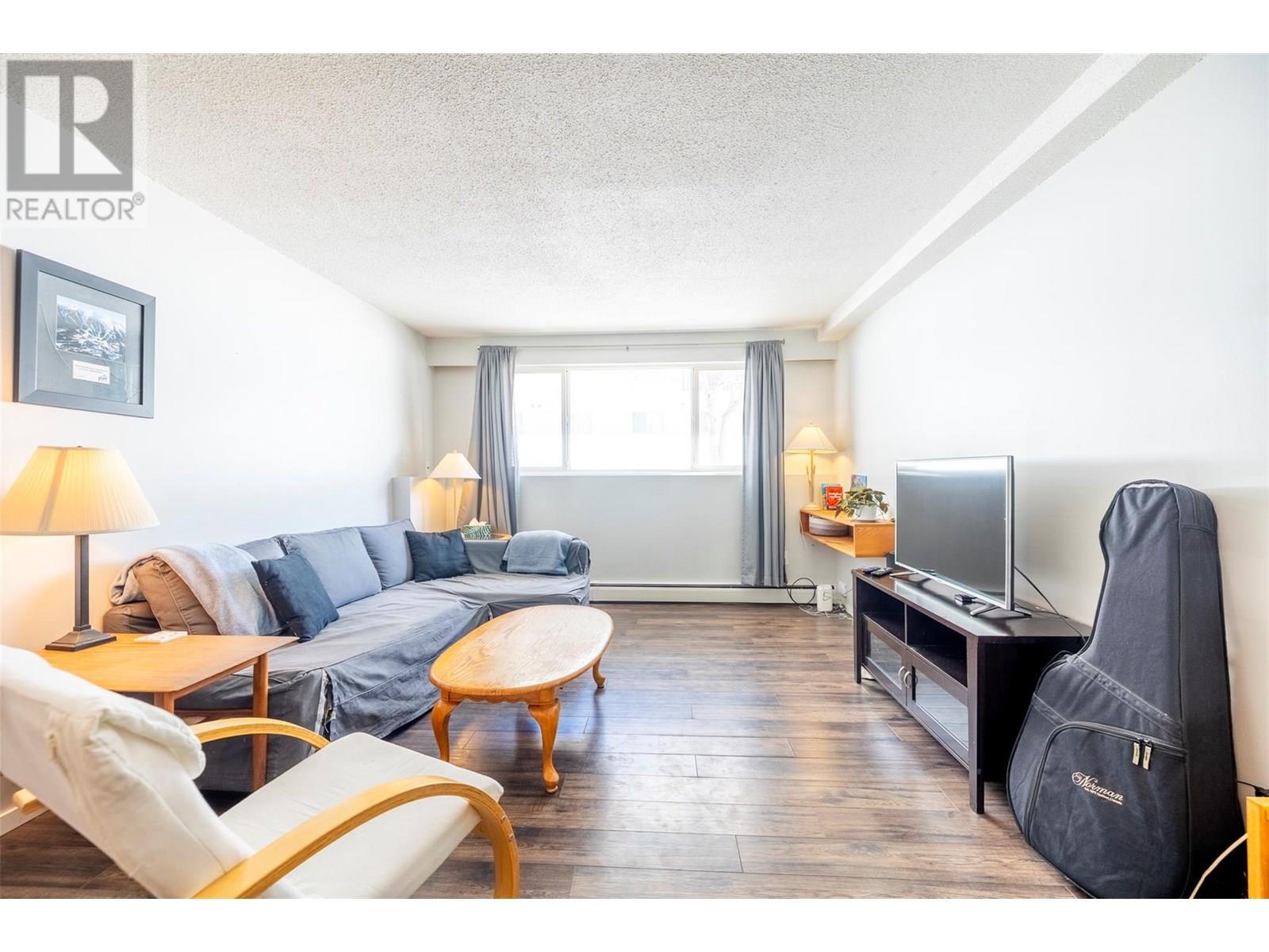 Photo 15 of 30 Ridgemont Avenue Unit 103, Fernie BC