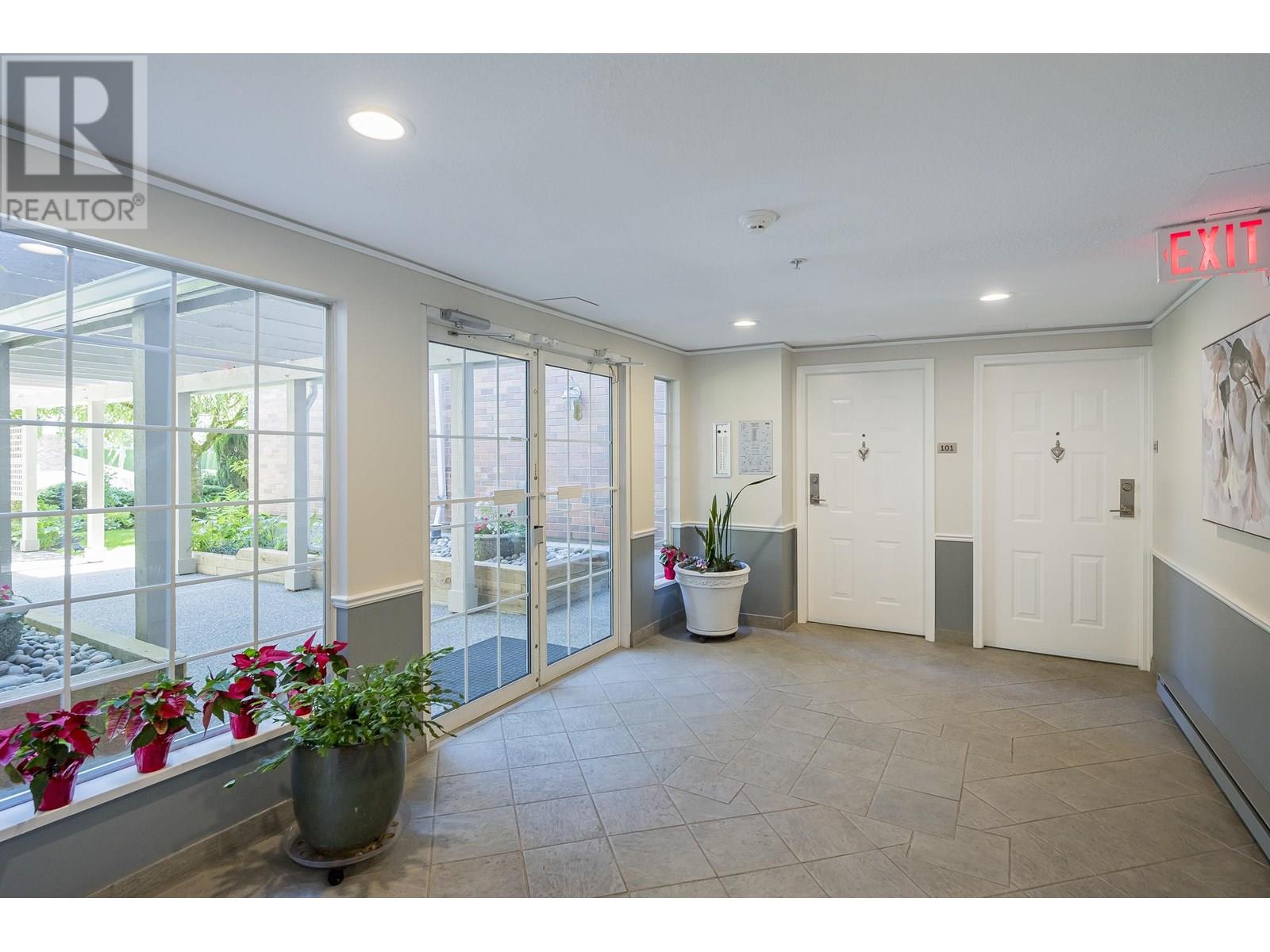 Photo 30 of 301 2963 Burlington Drive, Coquitlam BC