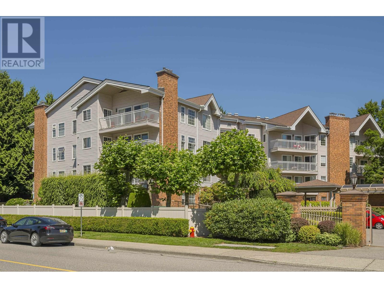 Photo 1 of 301 2963 Burlington Drive, Coquitlam BC