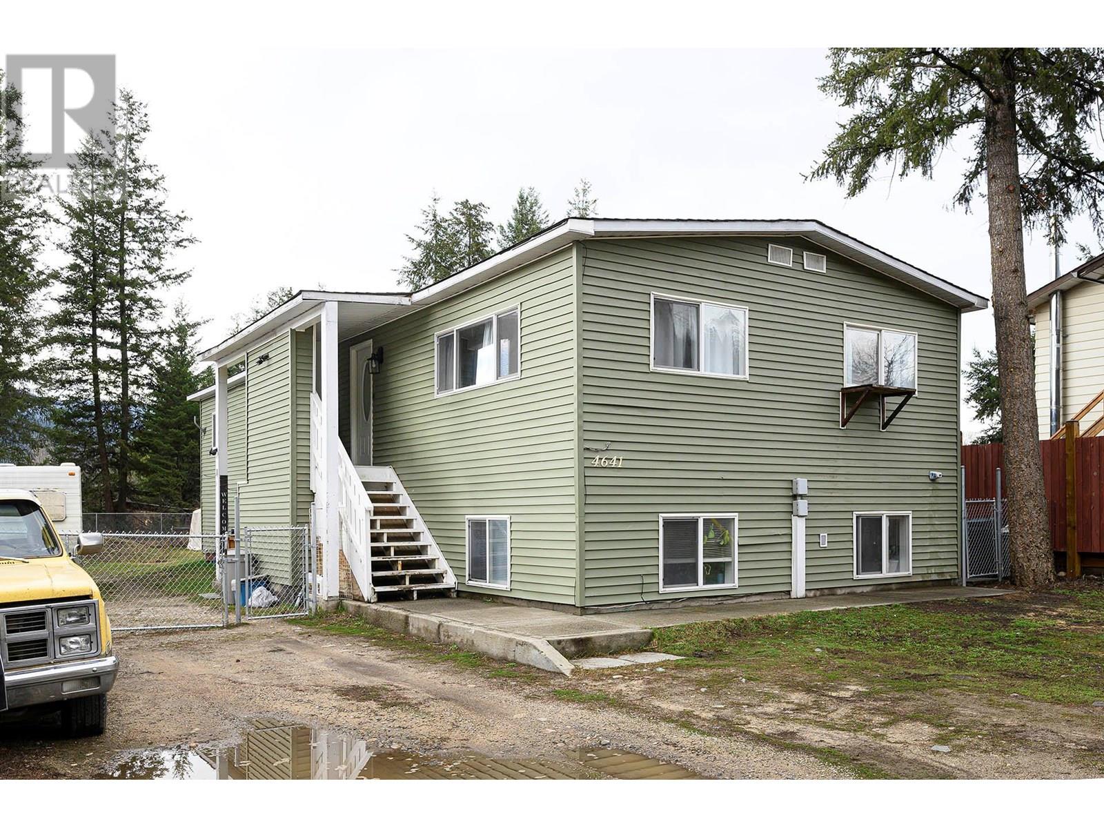 Photo 6 of 4641 Spruce Crescent, Barriere BC