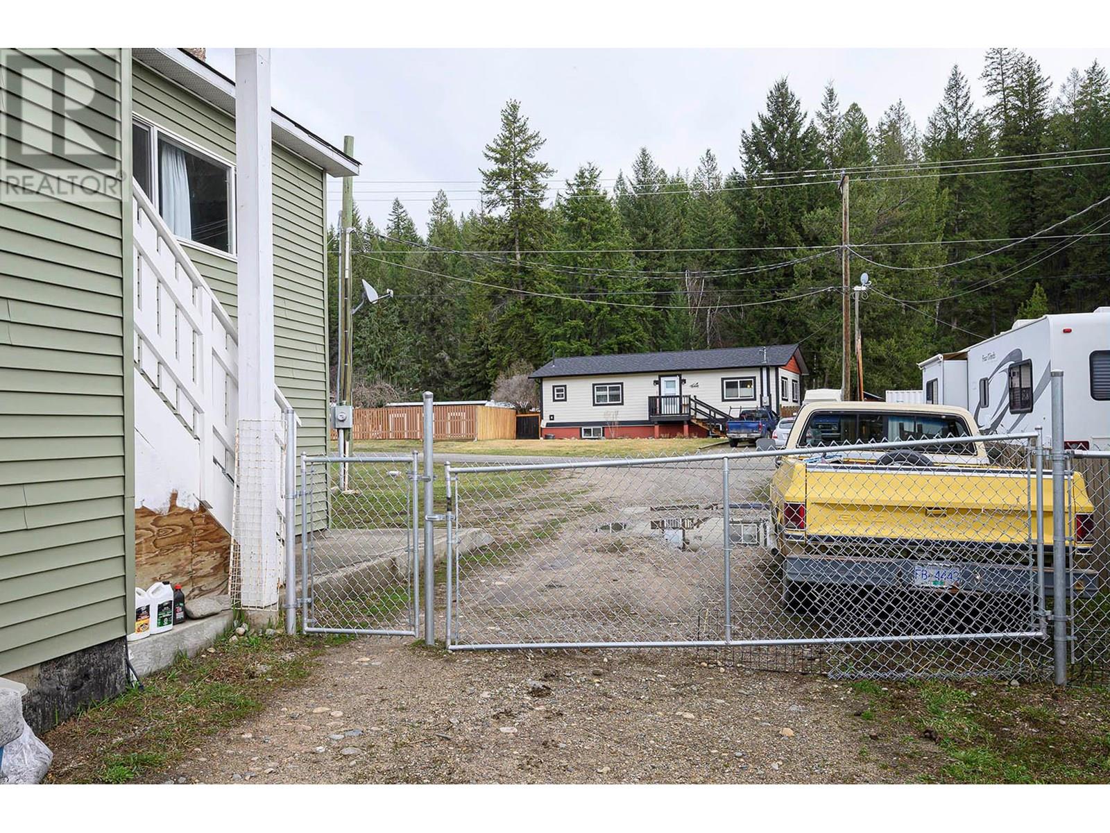 Photo 3 of 4641 Spruce Crescent, Barriere BC