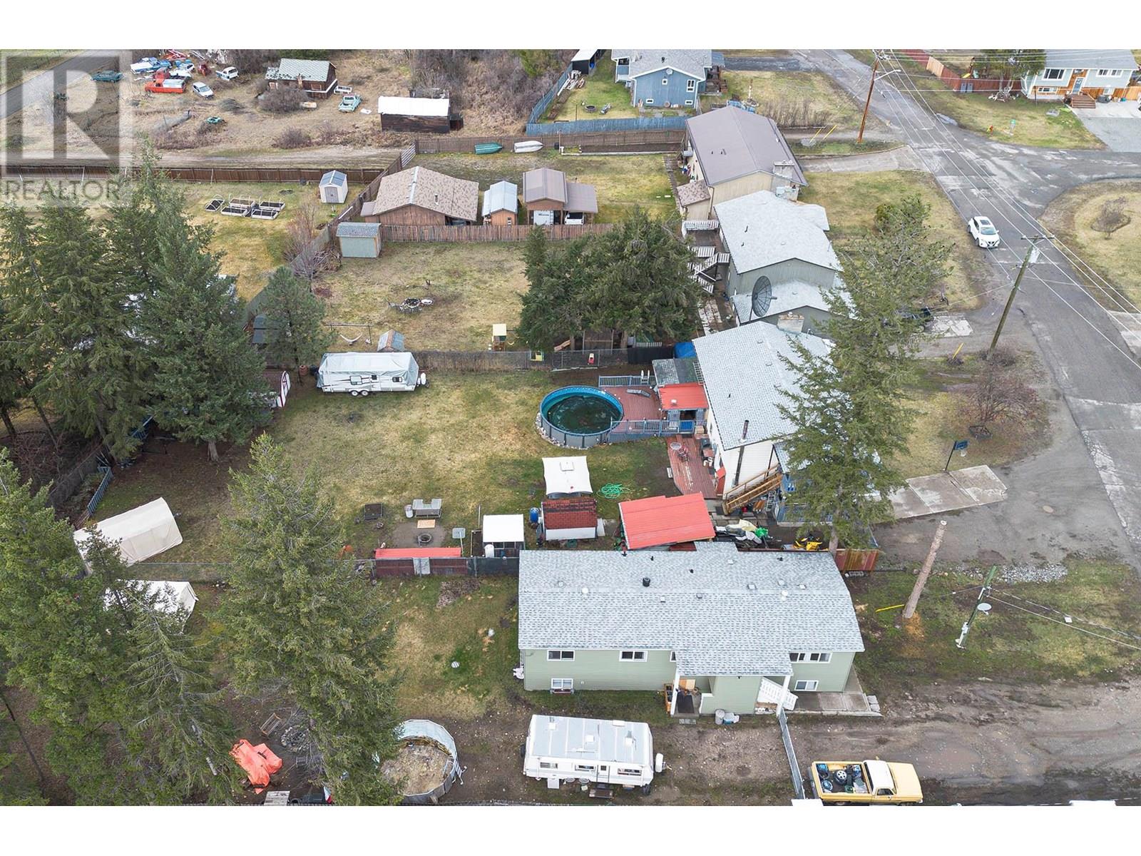 Photo 2 of 4641 Spruce Crescent, Barriere BC
