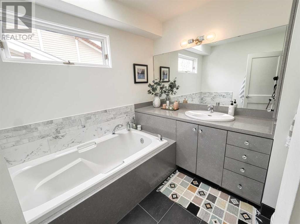 Single Family House for Sale in  Alexander Crescent NW Rosedale Calgary 