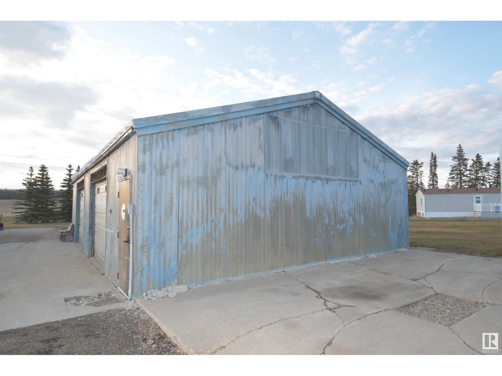 Photo 61 of 47404 Hwy 778, Rural Leduc County AB