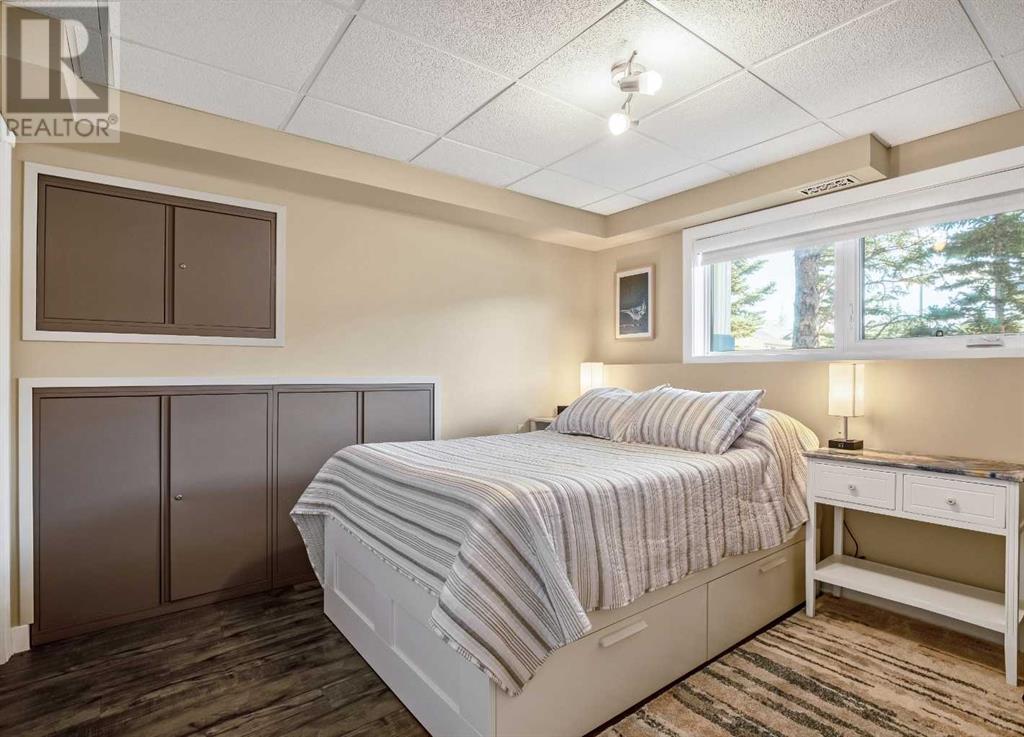 Single Family House Bi-level for Sale in  Arbour Wood Mews NW Arbour Lake Calgary 