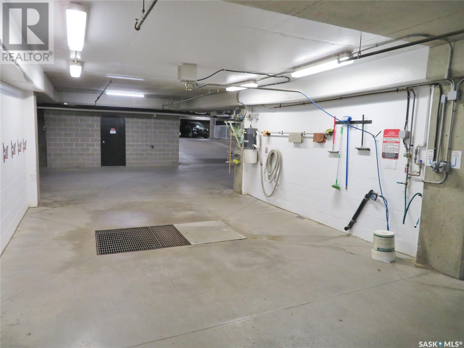 Single Family House High rise for Sale in   Nelson ROAD Saskatoon 
