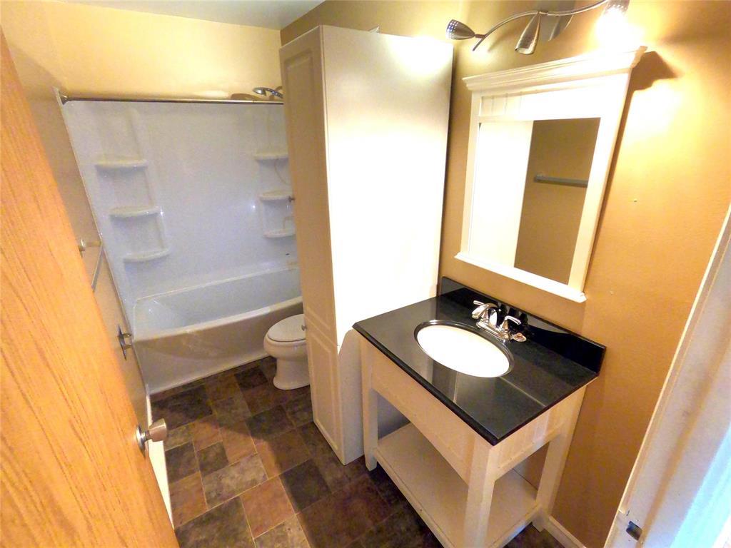 Photo 8 of 306 92 Fifth Street S, Beausejour MB