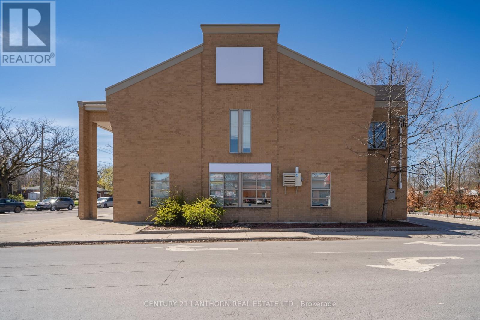 Photo 18 of 115 Picton Main Street, Prince Edward County ON