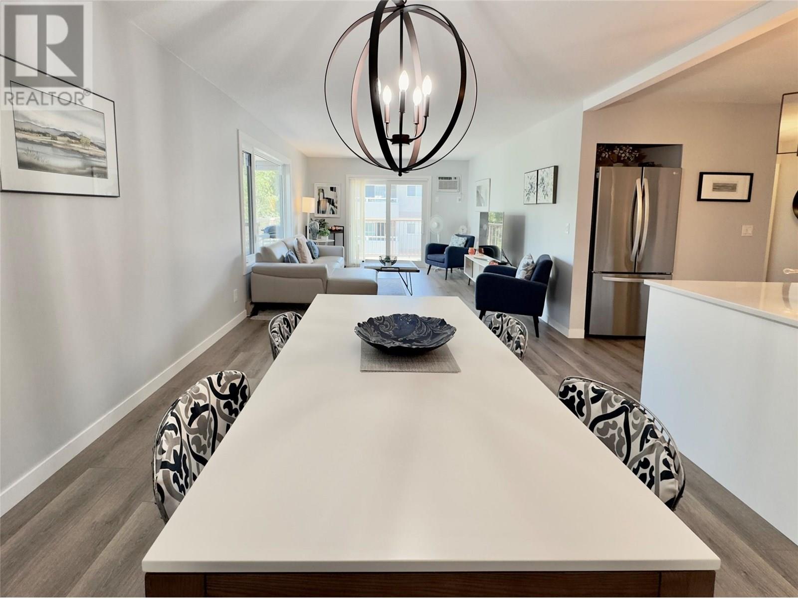 84 VAN HORNE Street Unit# 203, Penticton