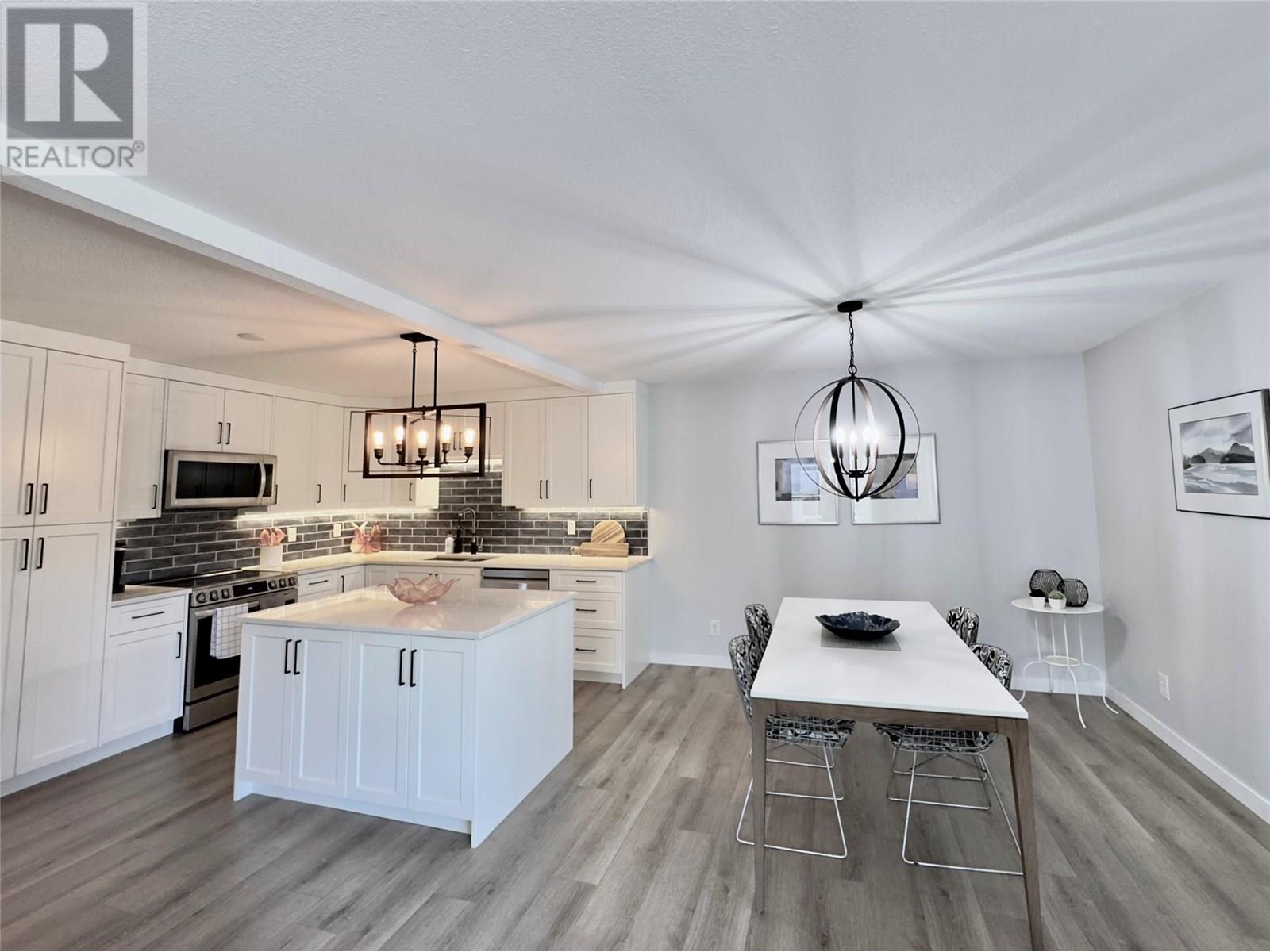 84 VAN HORNE Street Unit# 203, Penticton