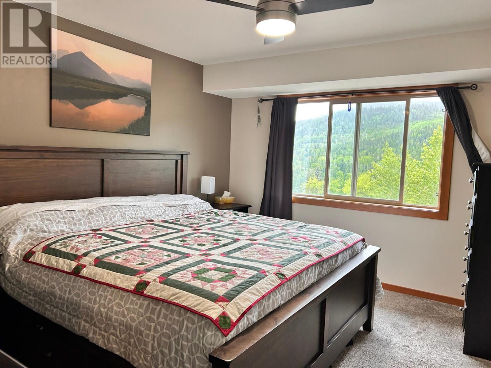930 REDSTONE Drive, Rossland