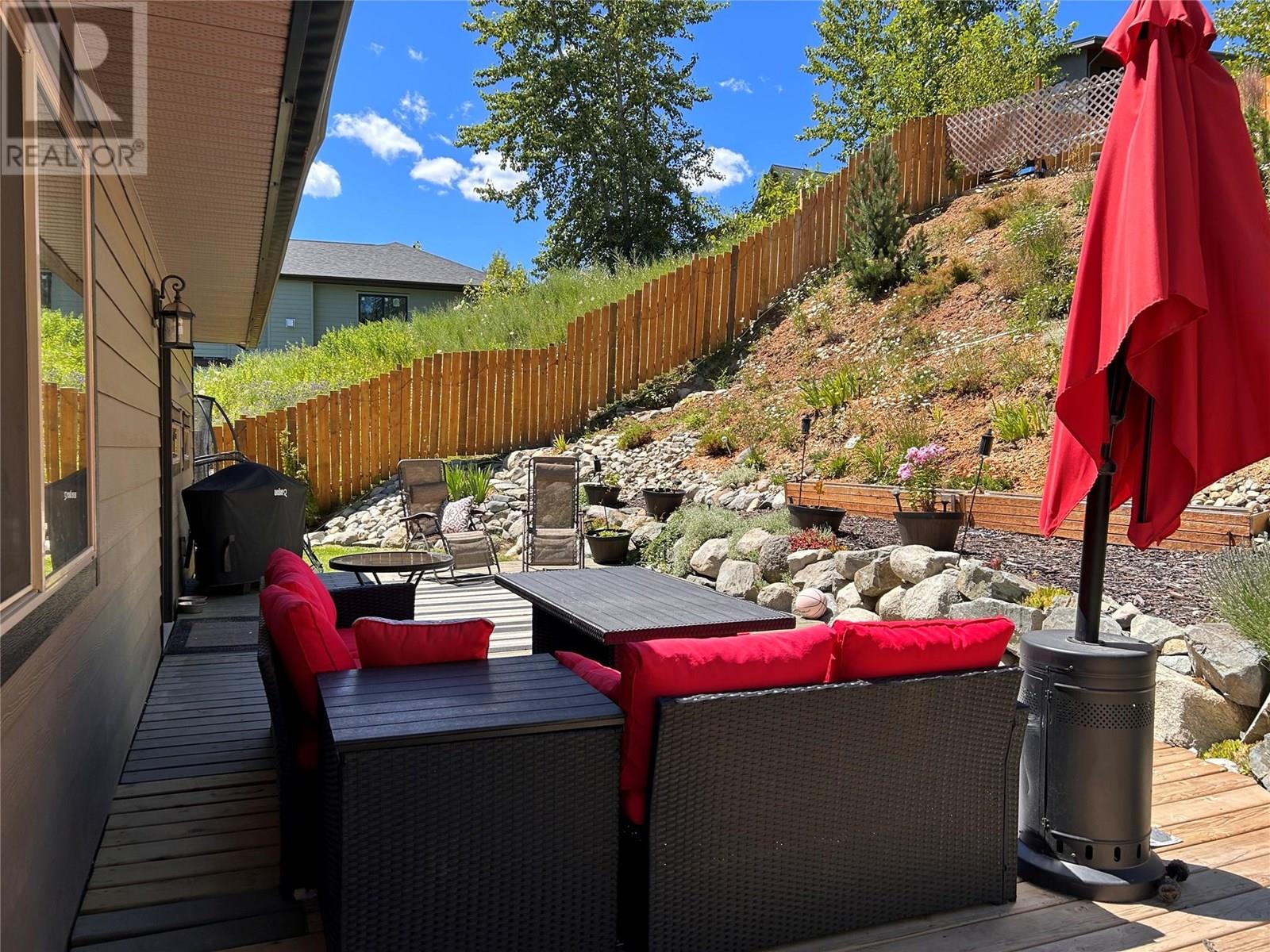 930 REDSTONE Drive, Rossland