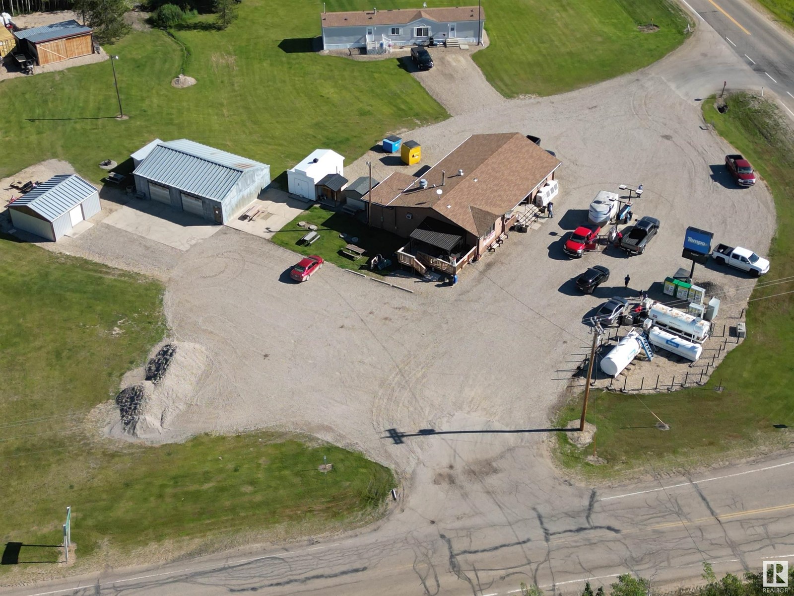 Photo 6 of 47404 Hwy 778, Rural Leduc County AB