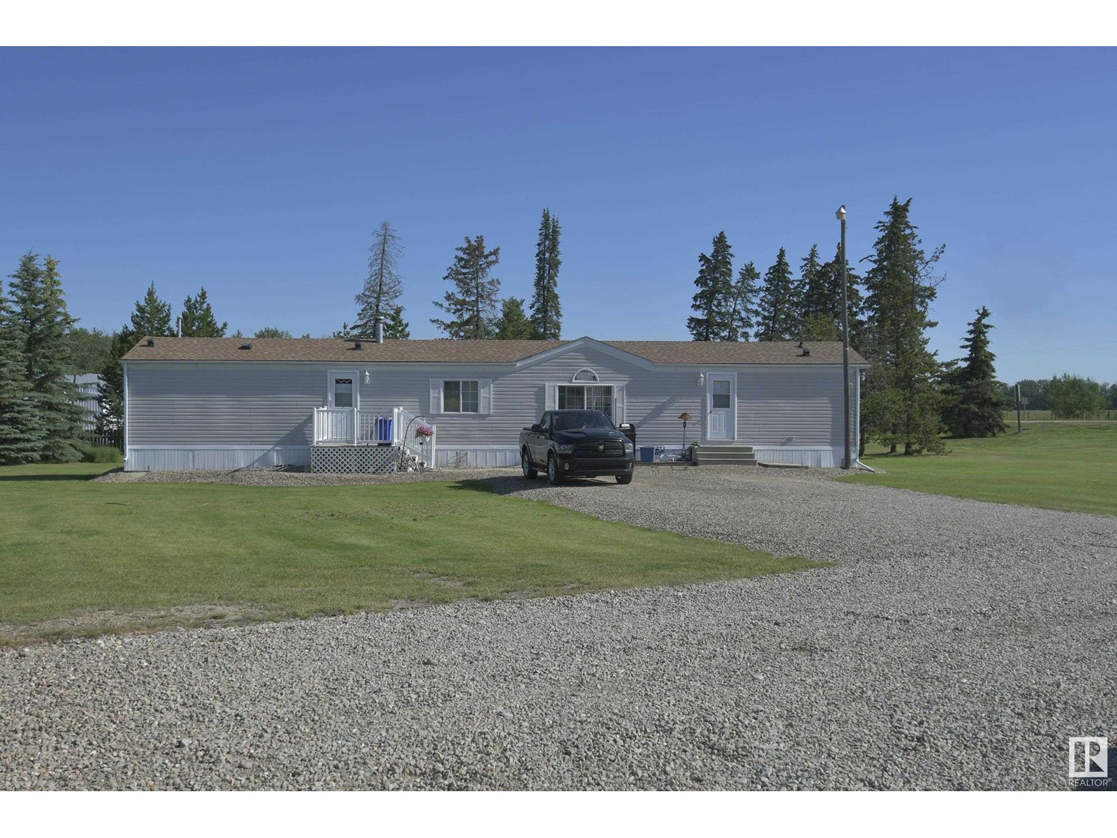 Photo 54 of 47404 Hwy 778, Rural Leduc County AB