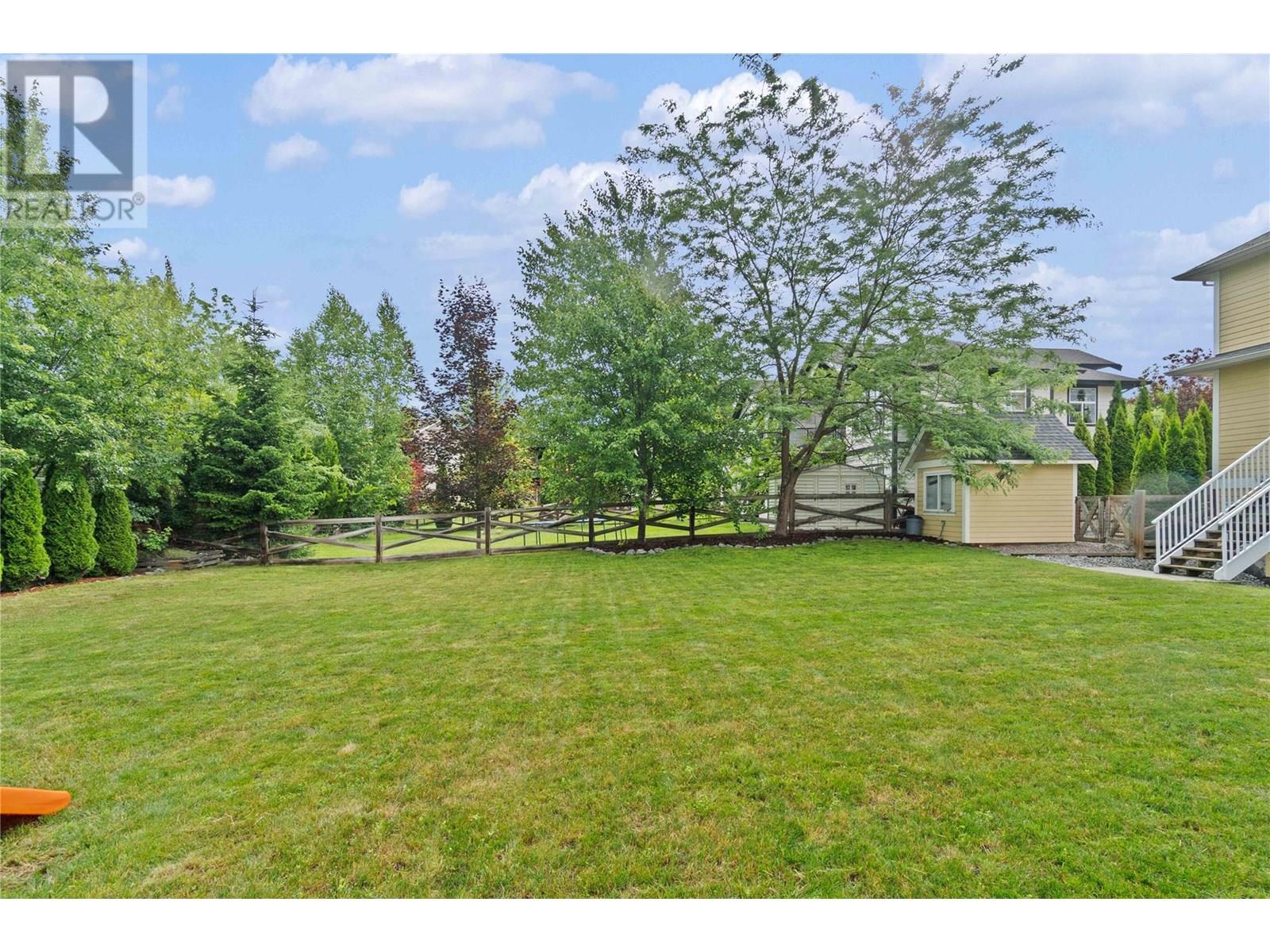 Photo 27 of 1581 24 Street Ne, Salmon Arm BC
