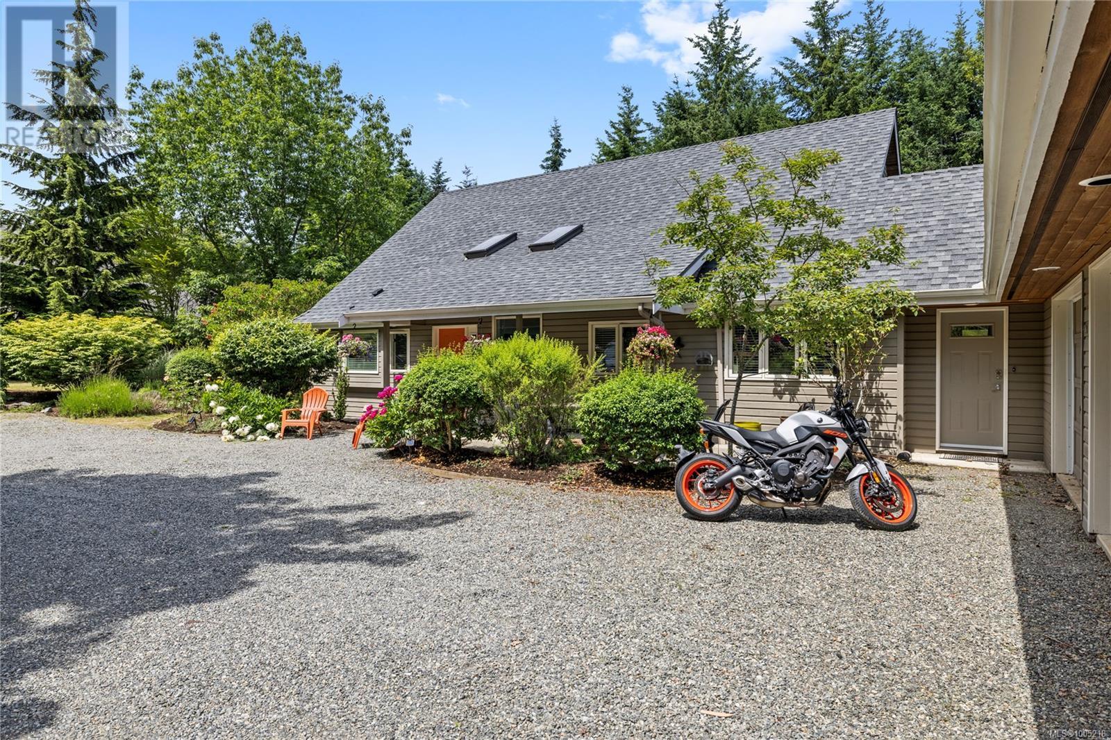 Photo 48 of 455 First Ave W, Qualicum Beach BC