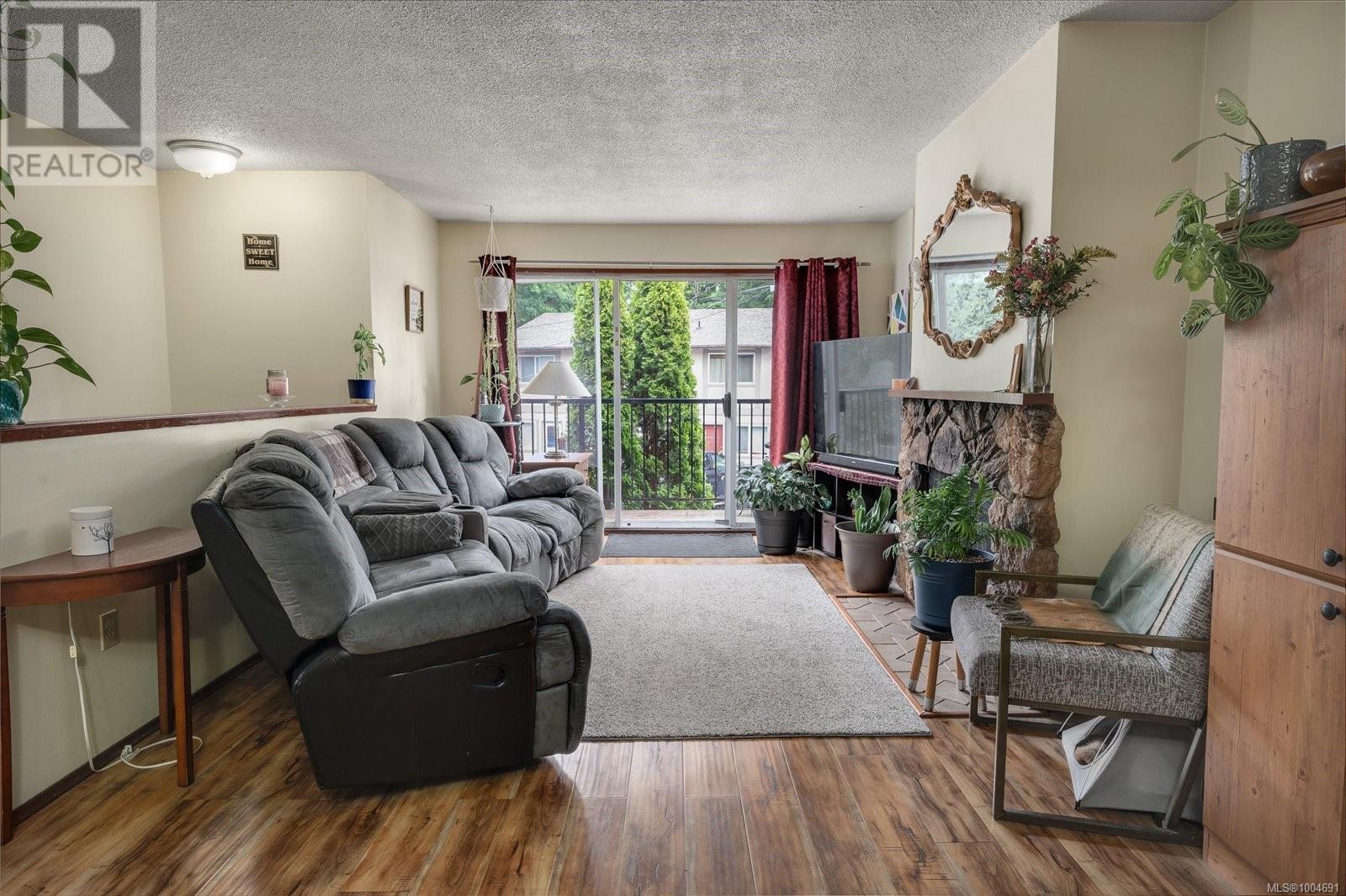 Photo 19 of A B 123 Adams Ave, Nanaimo BC