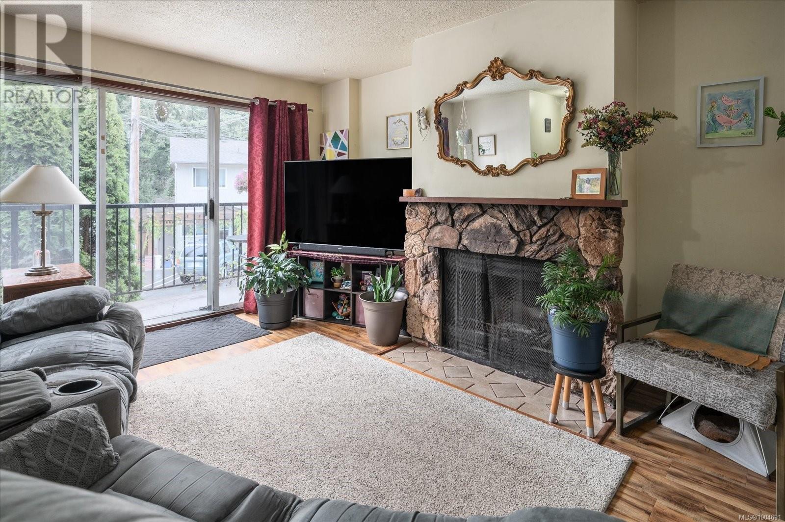 Photo 20 of A B 123 Adams Ave, Nanaimo BC