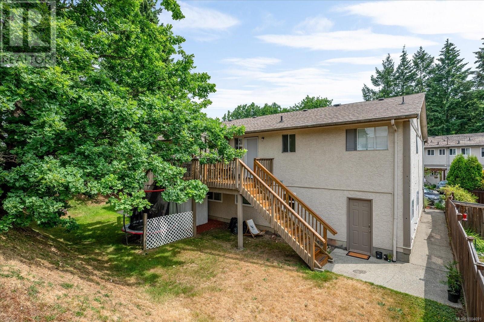 Photo 52 of A B 123 Adams Ave, Nanaimo BC