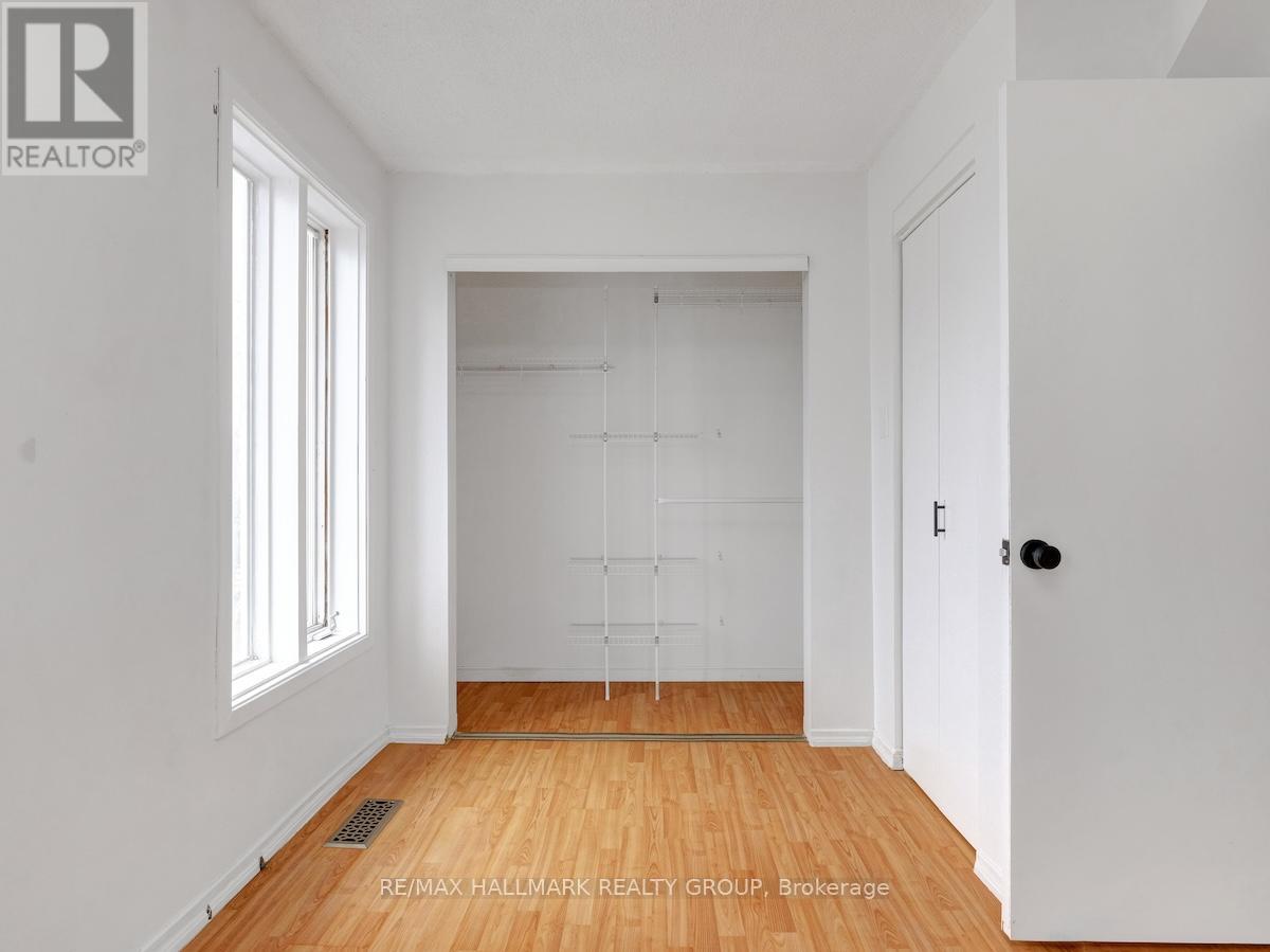 Photo 16 of 193 Gladu Street, Ottawa ON