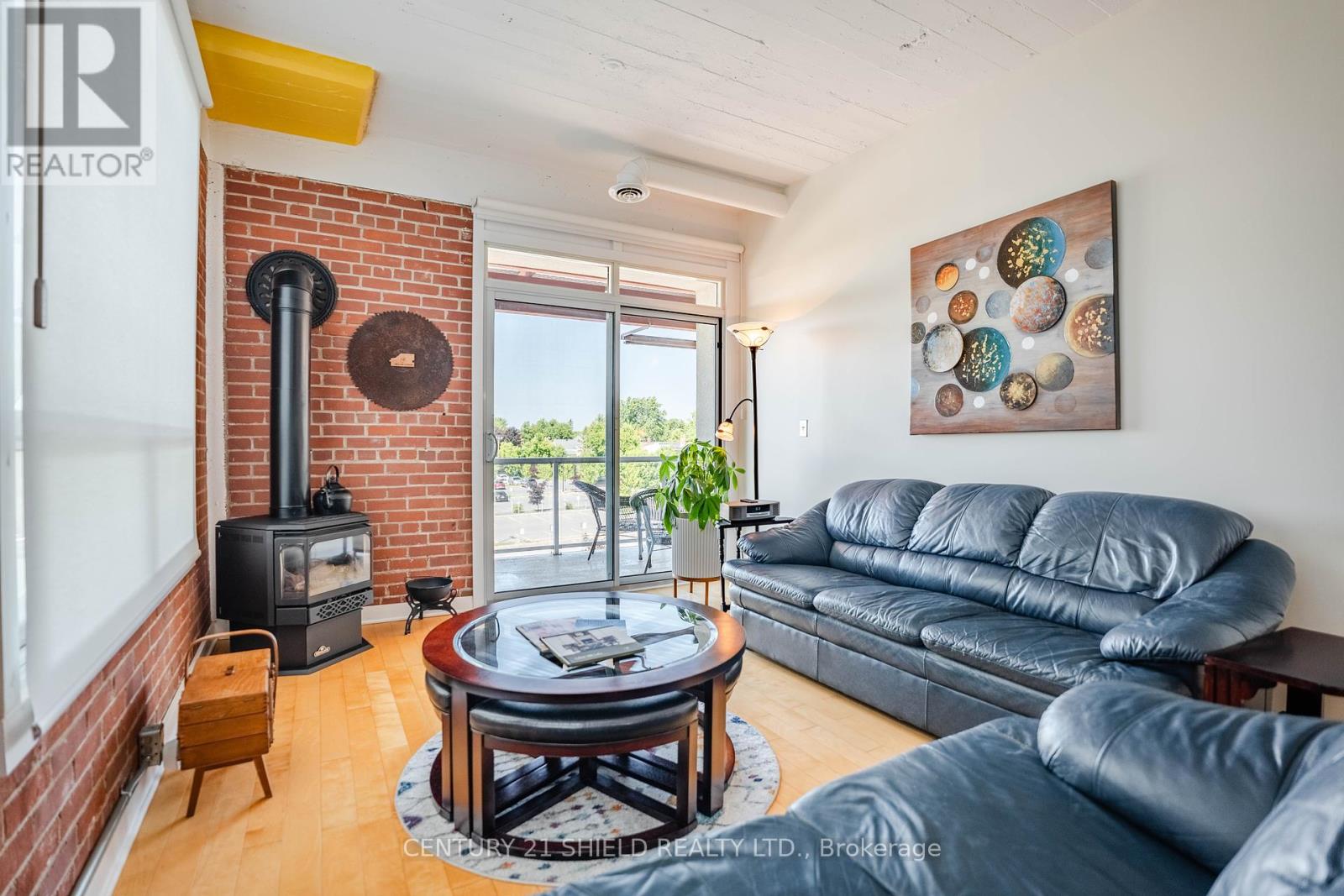 Photo 2 of 301 710 Cotton Mill Street, Cornwall ON