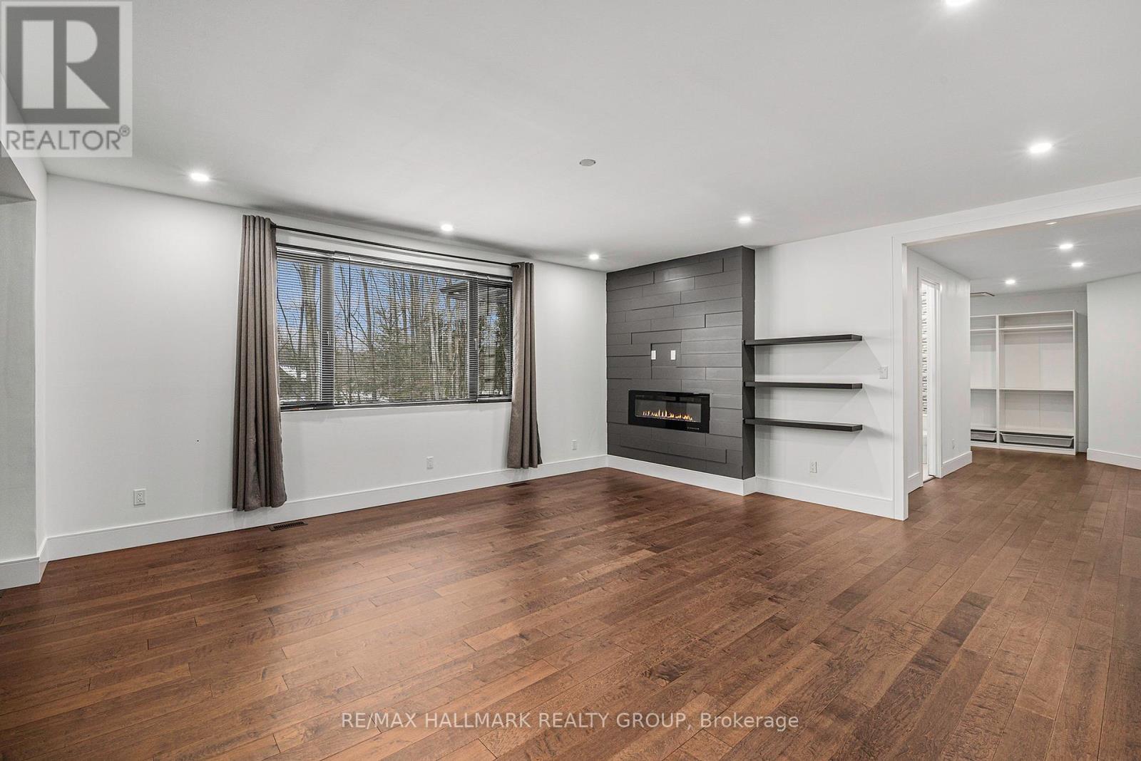 Photo 21 of 132 Robert Taite Drive, Ottawa ON