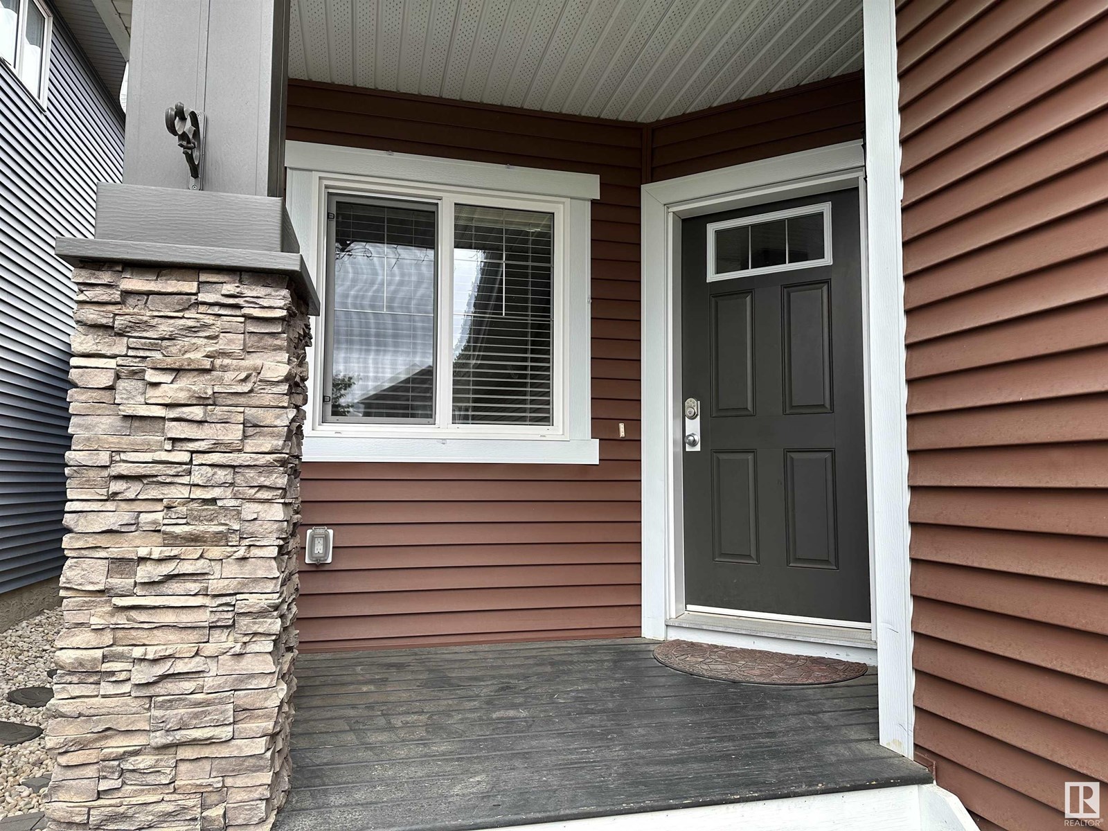 Photo 19 of 8432 219 St Nw, Edmonton AB