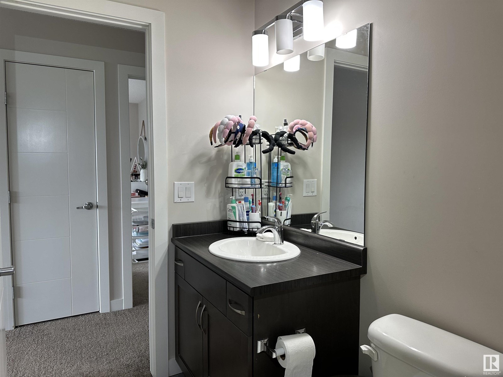 Photo 18 of 8432 219 St Nw, Edmonton AB