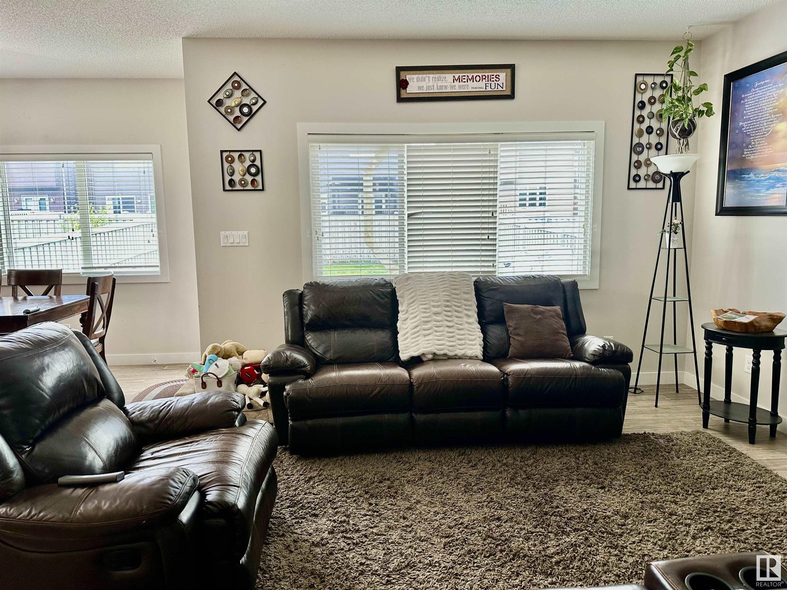 Photo 14 of 8432 219 St Nw, Edmonton AB