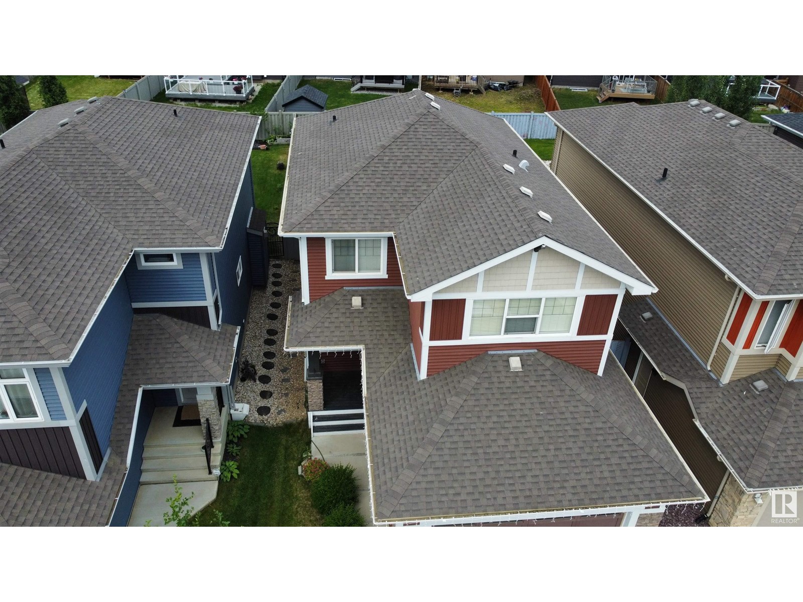 Photo 1 of 8432 219 St Nw, Edmonton AB
