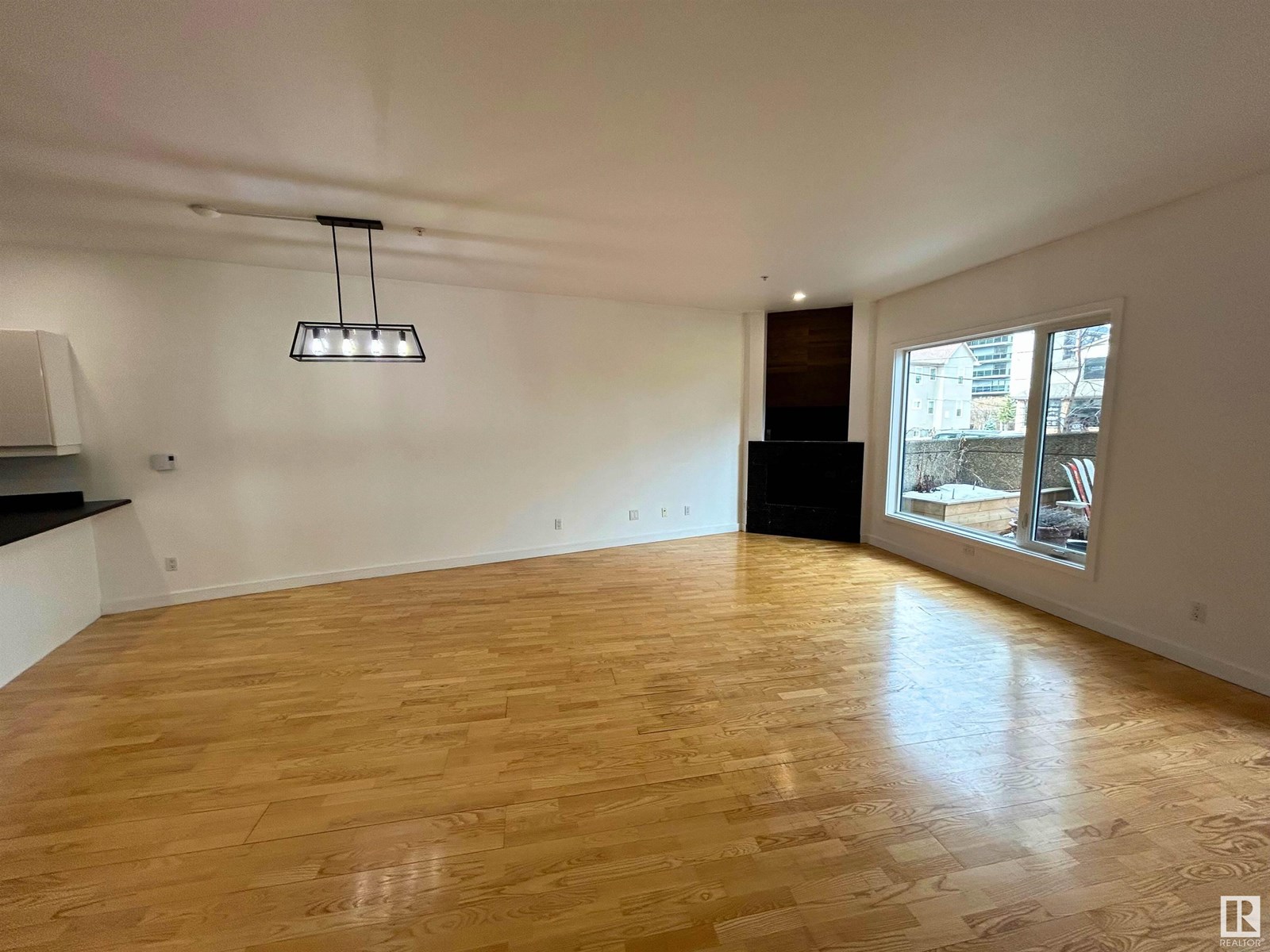 Photo 30 of 105 11415 100 Av Nw, Edmonton AB